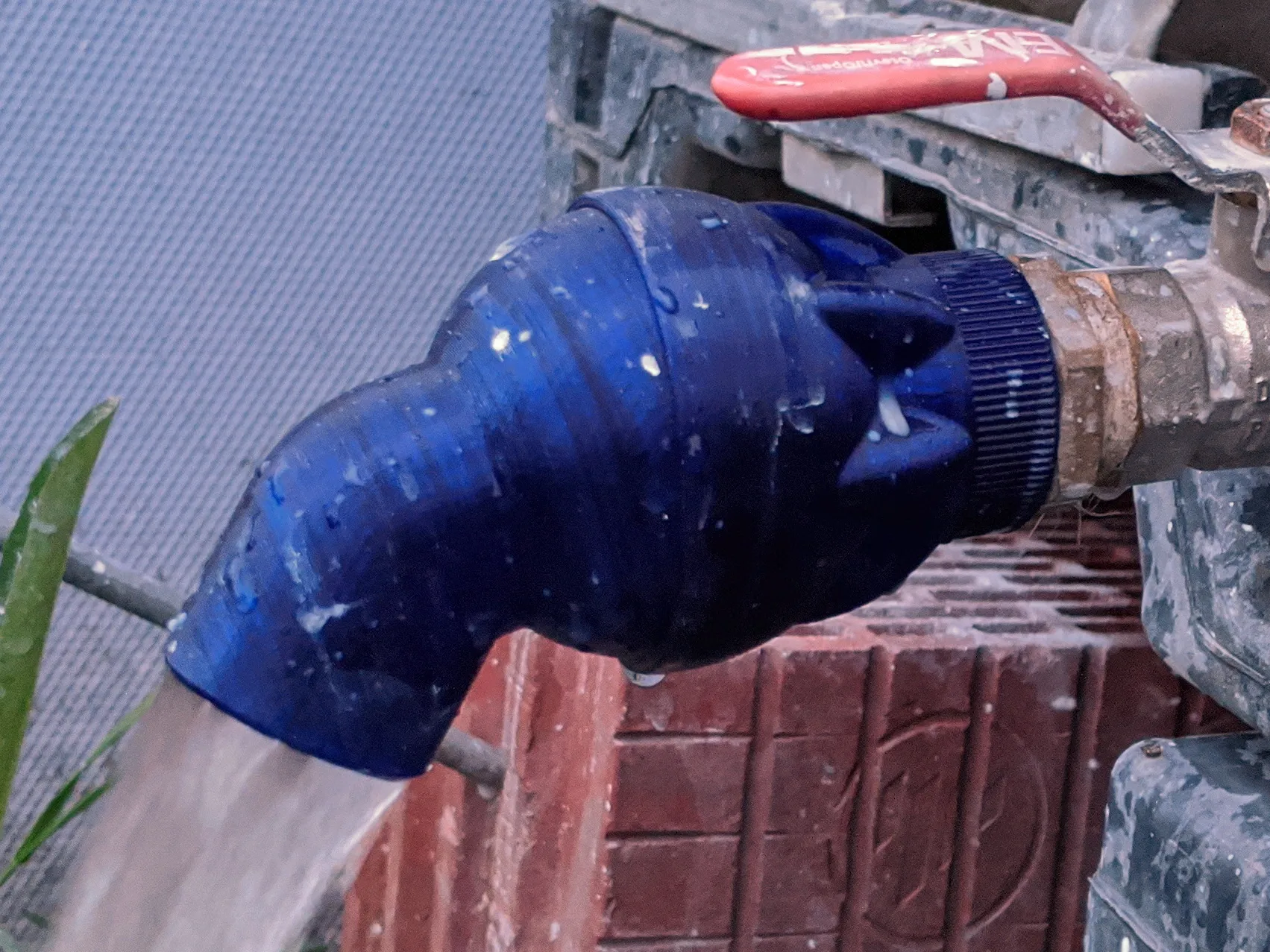 Ball joint faucet 1"