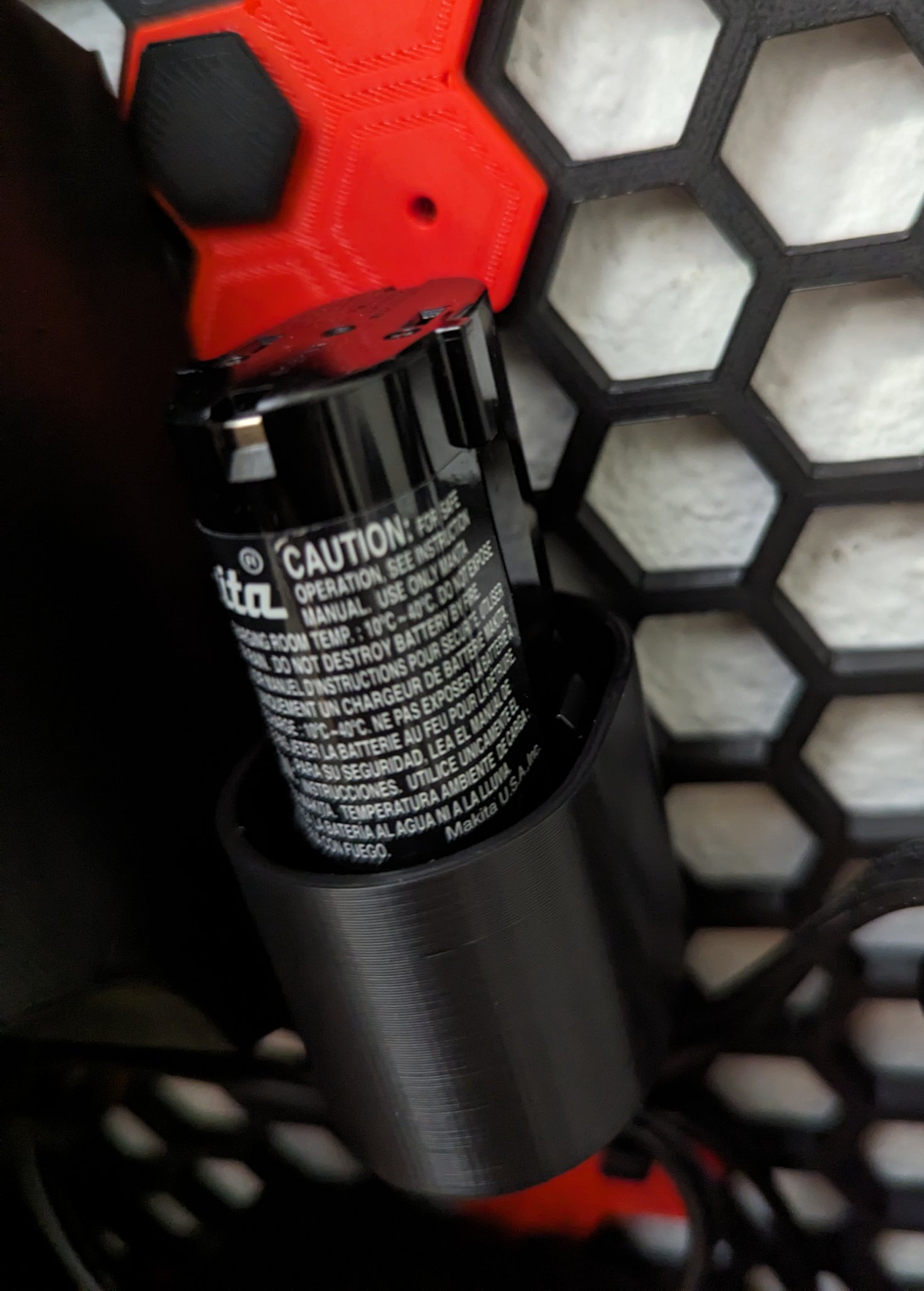 Honeycomb Wall Makita 7.2V Battery Holder