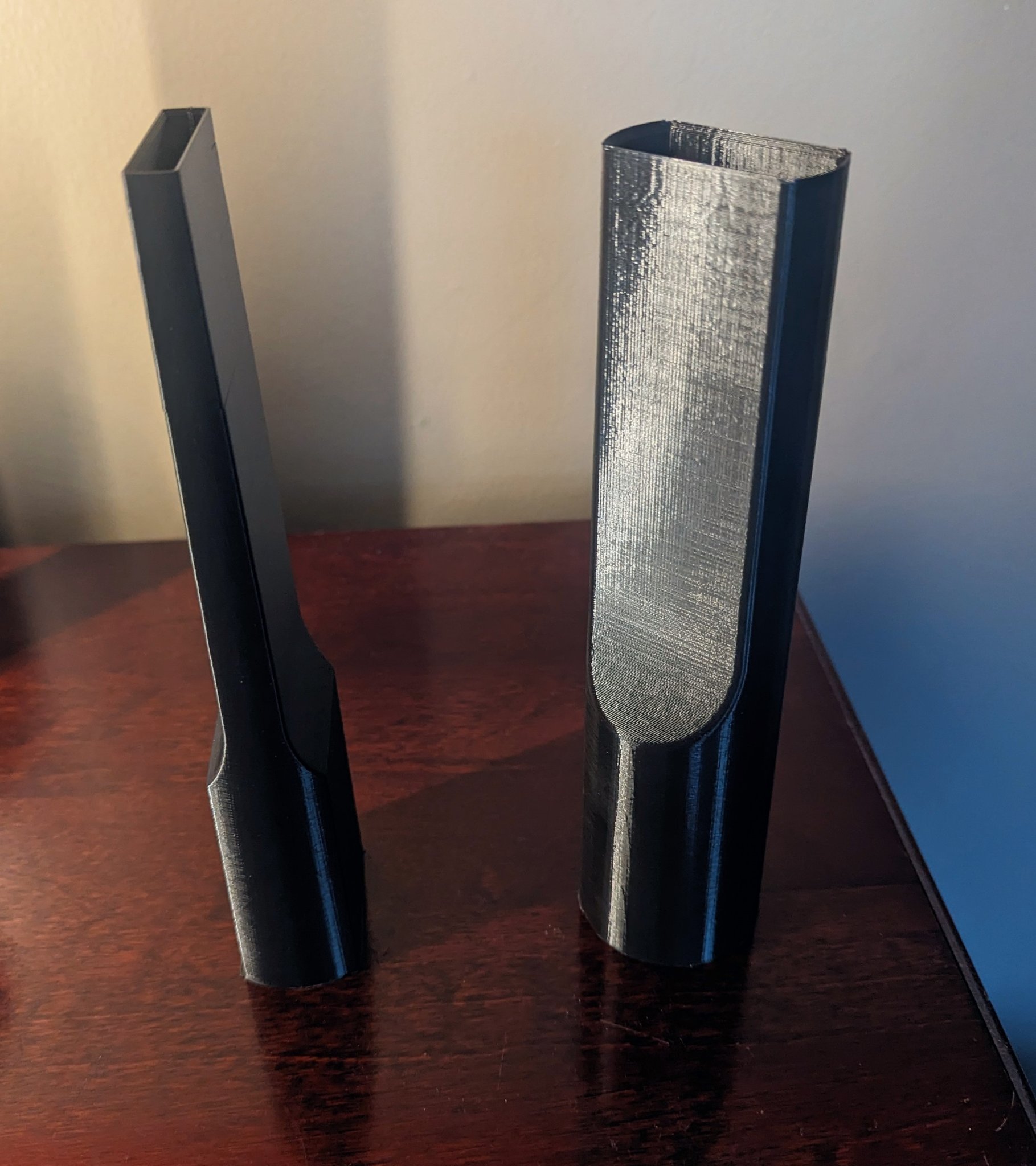 Tiêu đề Vòi hút chân không 2pc Tóm tắt Một vòi dài và hẹp g