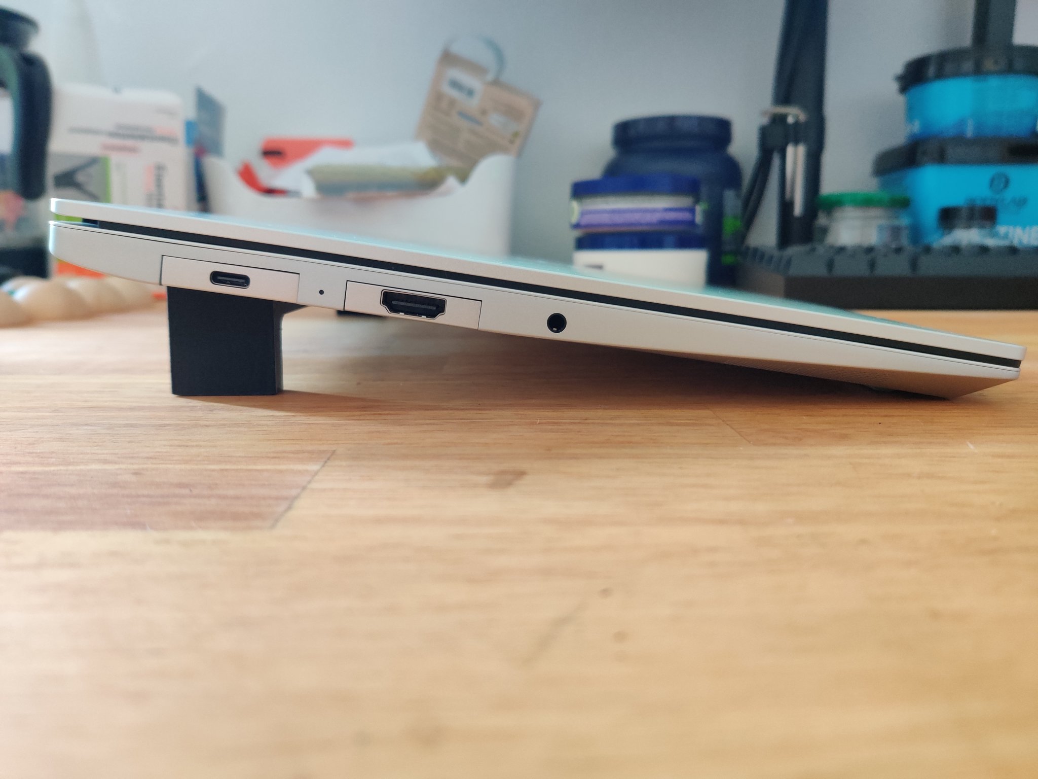 Framework Laptop Stand