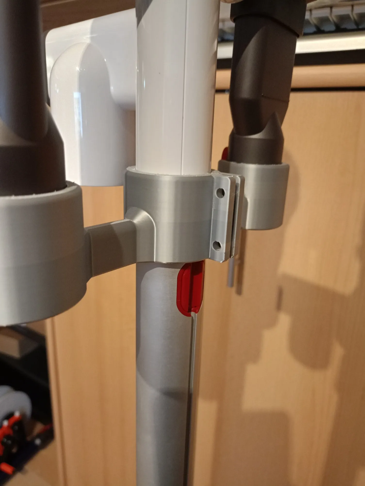 Tiêu đề Giá đỡ dụng cụ Dyson Grab and Go Dok V11 V15 Tóm