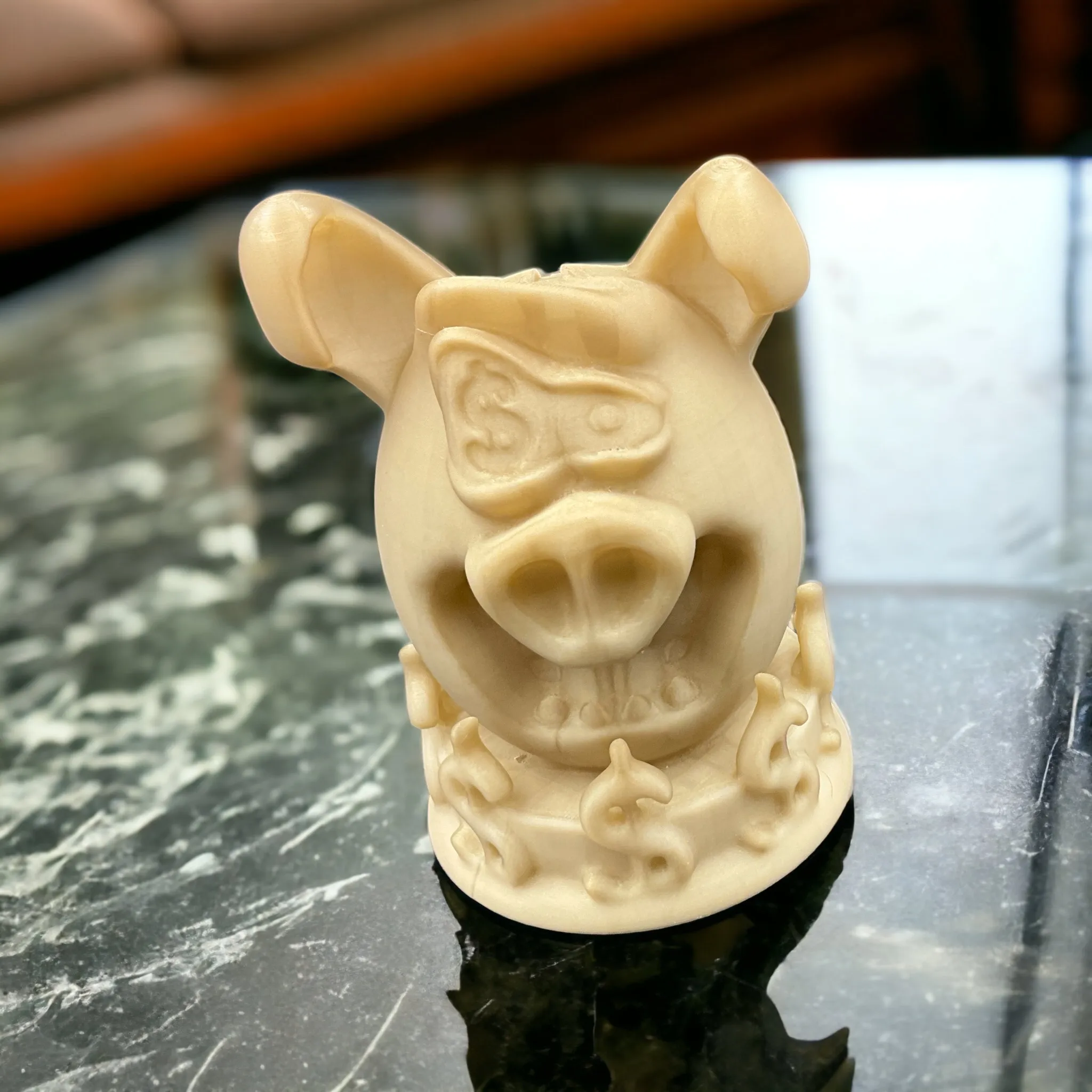 Tiêu đề Mặt Heo Con Heo Đất Tóm tắt Heo đất có vít đáy