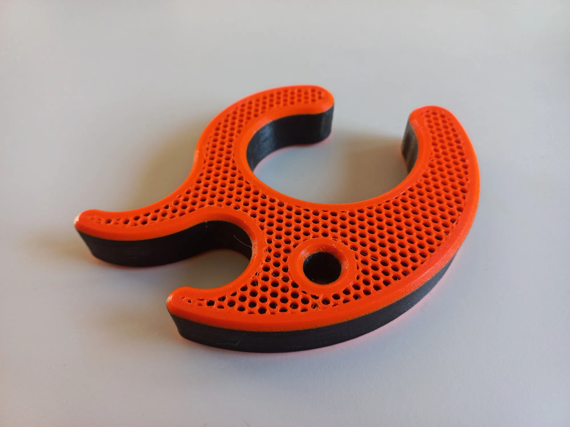 Móc Treo Bàn Điều Chỉnh Được