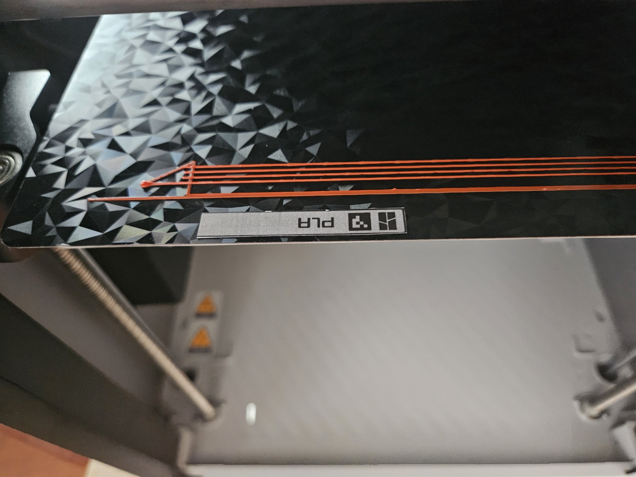 Tiêu đề Bambulab X1 Carbon Phần thứ 3 Tấm gia nhiệt Mã QR và Mã