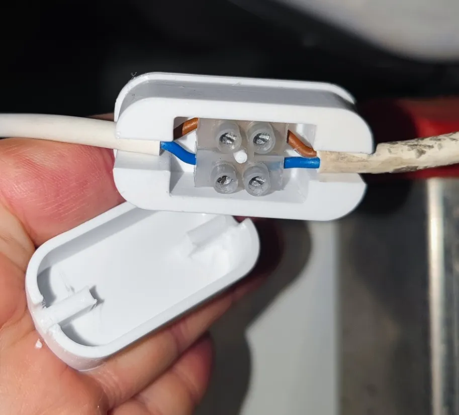 Tiêu đề Hộp cáp - 5mm Dicke Kabel Tóm tắt Hộp cáp mit Halter fü