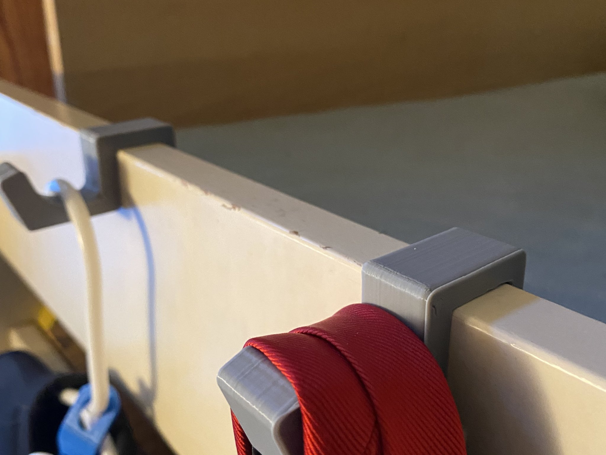 Tiêu đề Móc ray có thể tùy chỉnh cho mọi kích thước đường