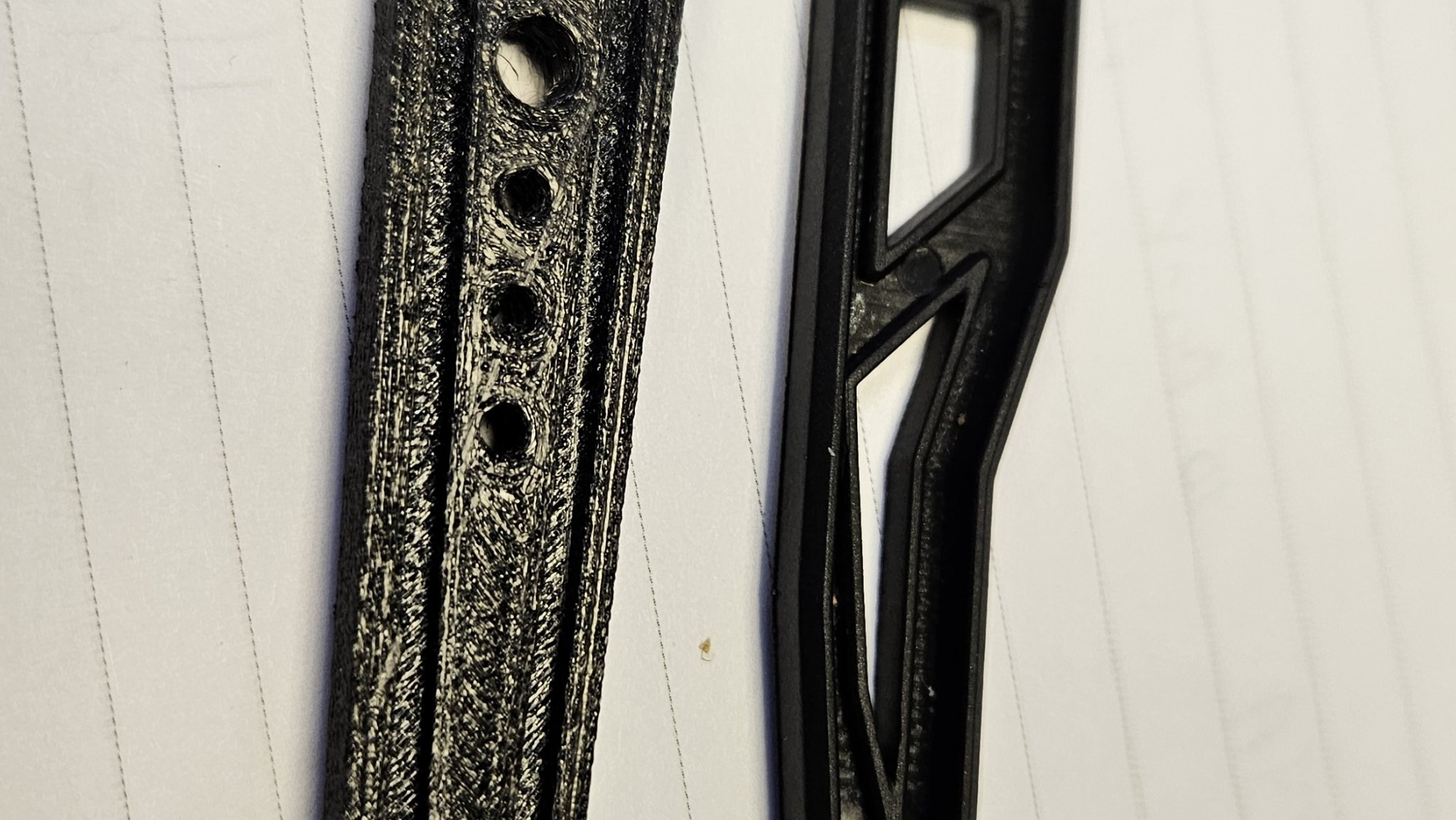 Giá đỡ pin DeerRC