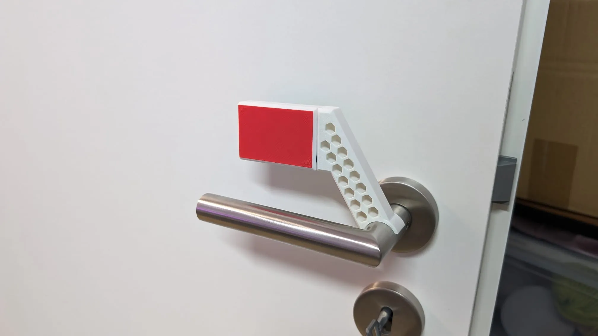 Tiêu đề Bảng hiệu cửa được thiết kế quá mức Tóm tắt S