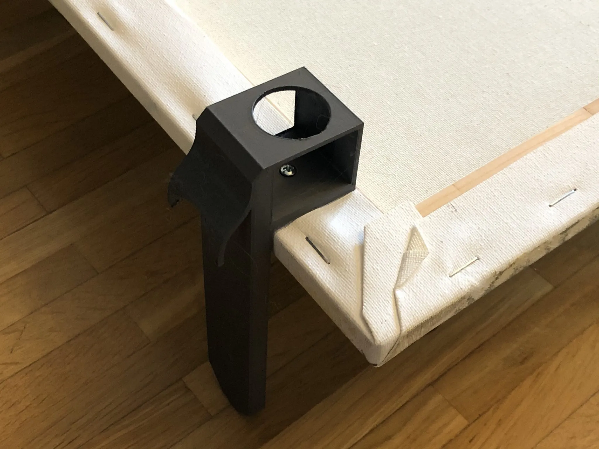 Gia cố tranh ảnh gửi qua bưu điện