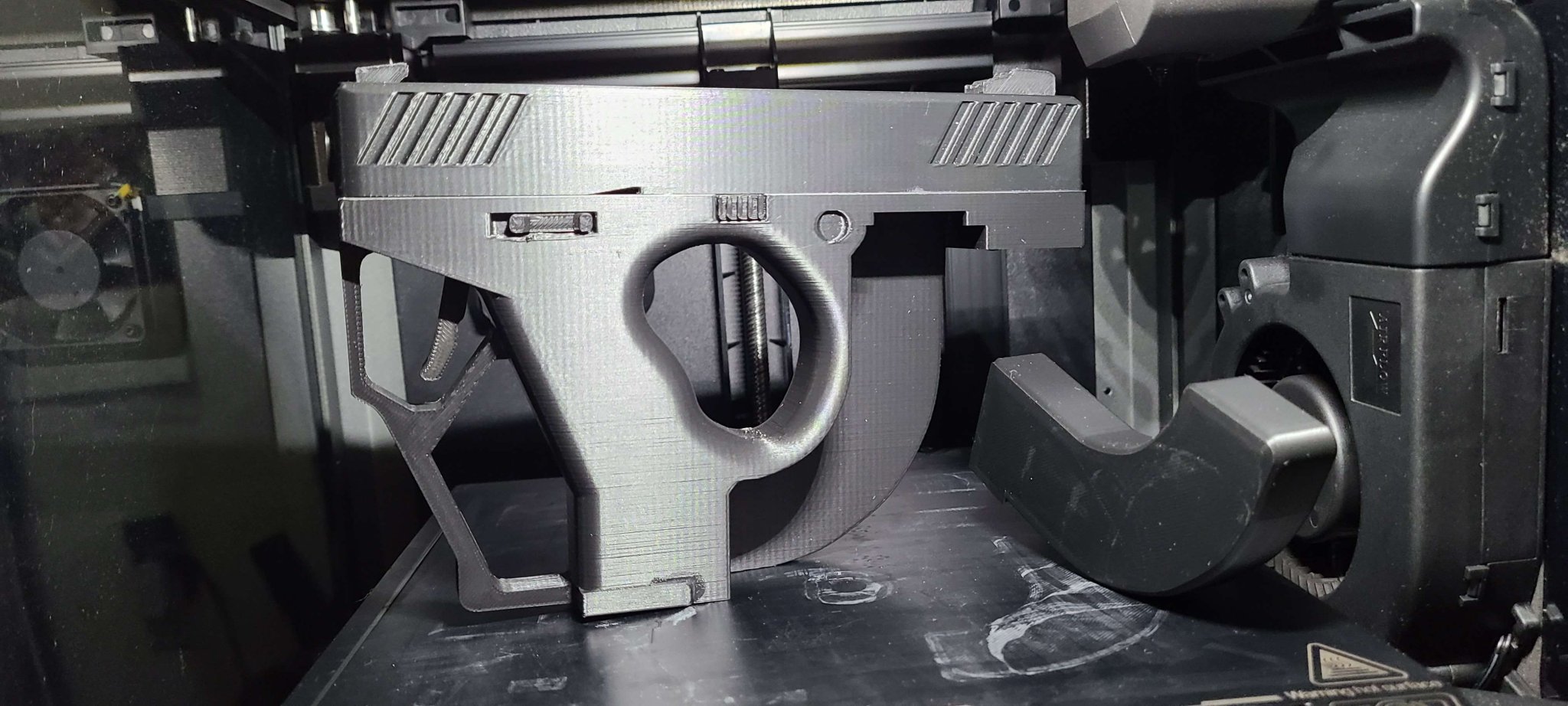 Tiêu đề Súng ngắn cho cosplay Tóm tắt lấy cảm hứng từ https