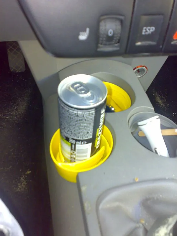Cups (Cupholders) for new beetle