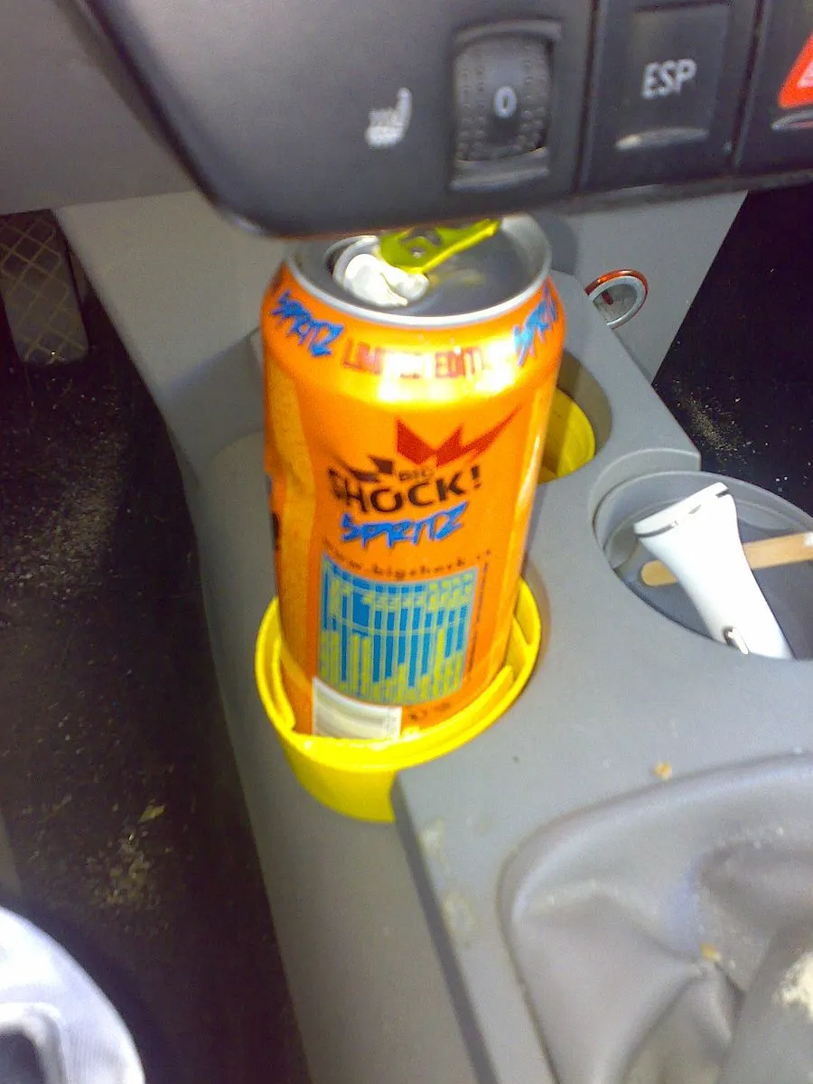 Cups (Cupholders) for new beetle