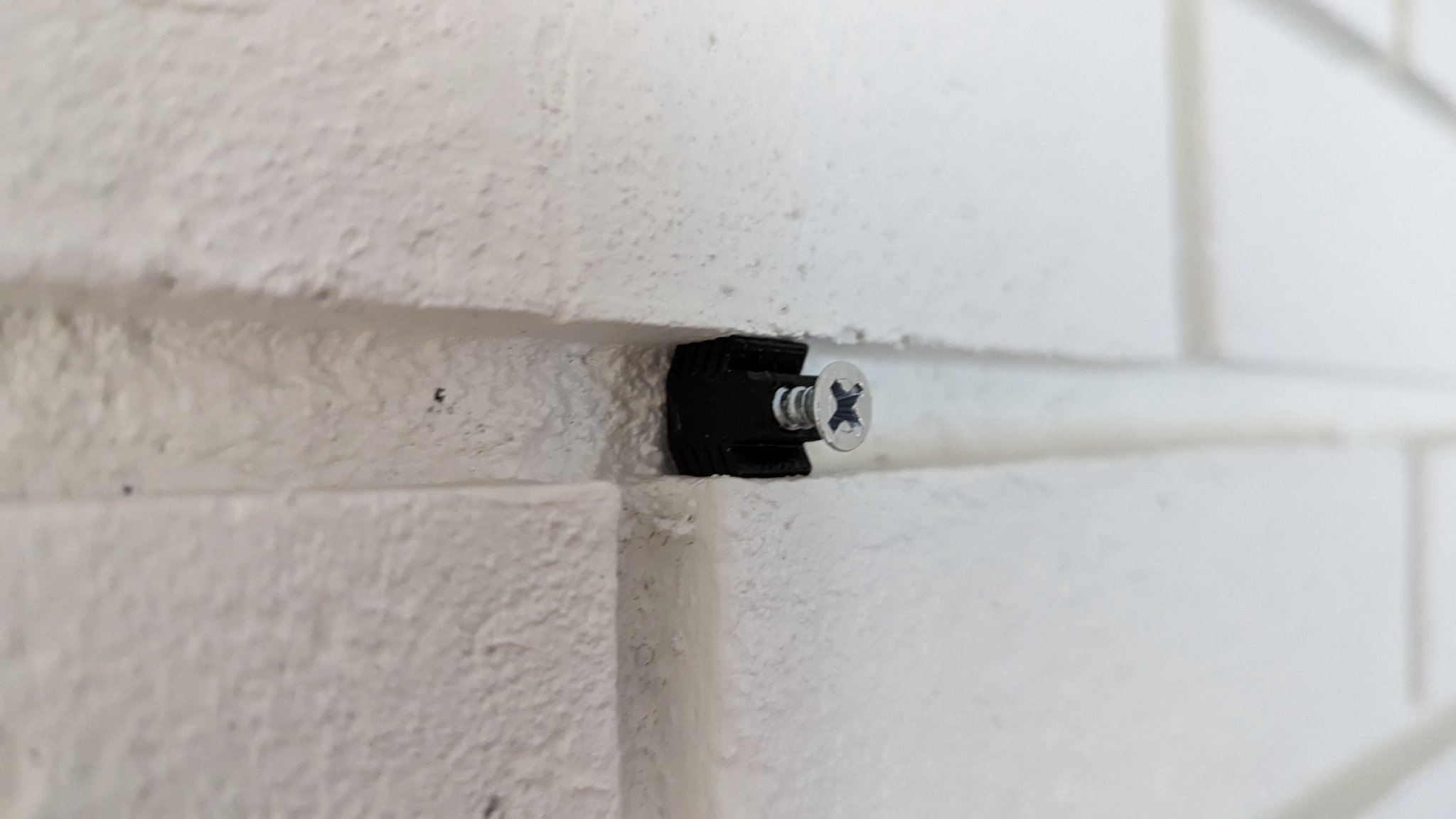 Tiêu đề Gạch Nêm Tóm tắt Neo dựa trên nêm để treo đồ từ