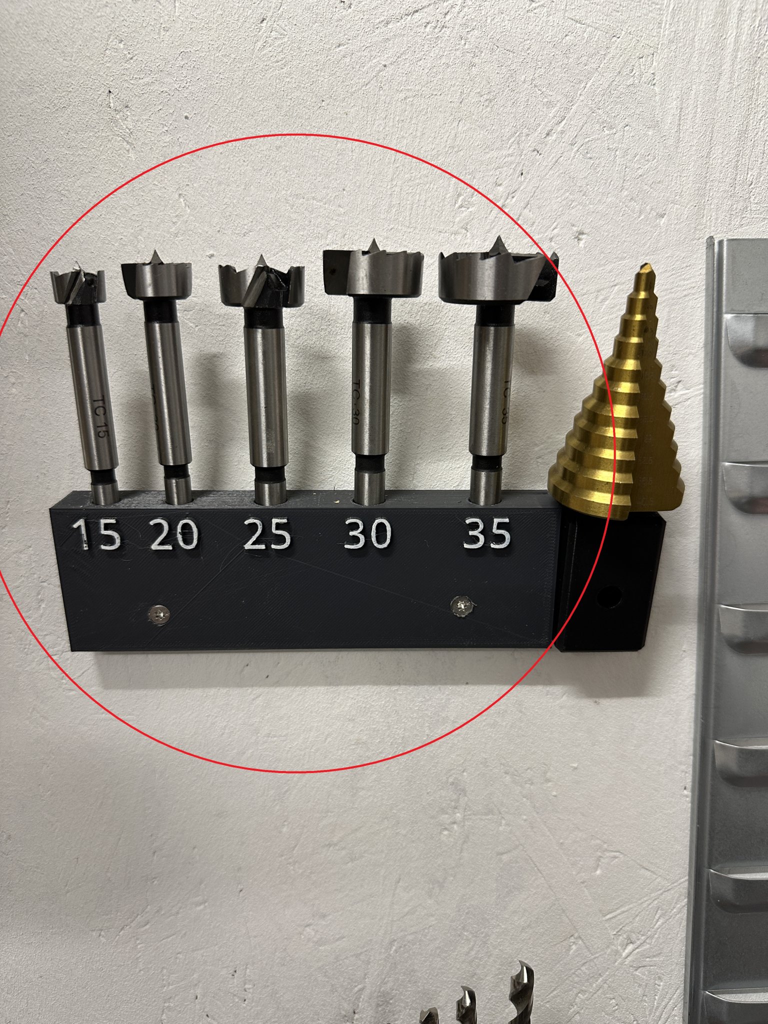 Kẹp mũi khoan Forstner