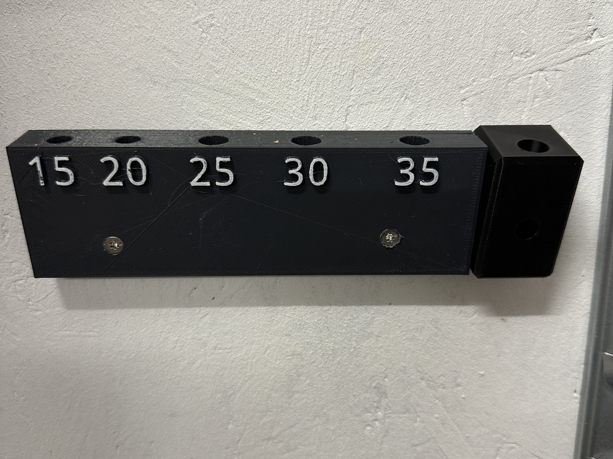 Kẹp mũi khoan Forstner