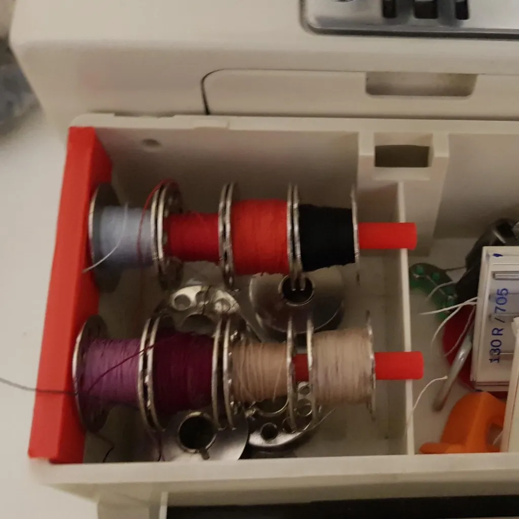 Tiêu đề Giá đỡ suốt chỉ Privileg Super Nutzstich 5005 Tóm tắt