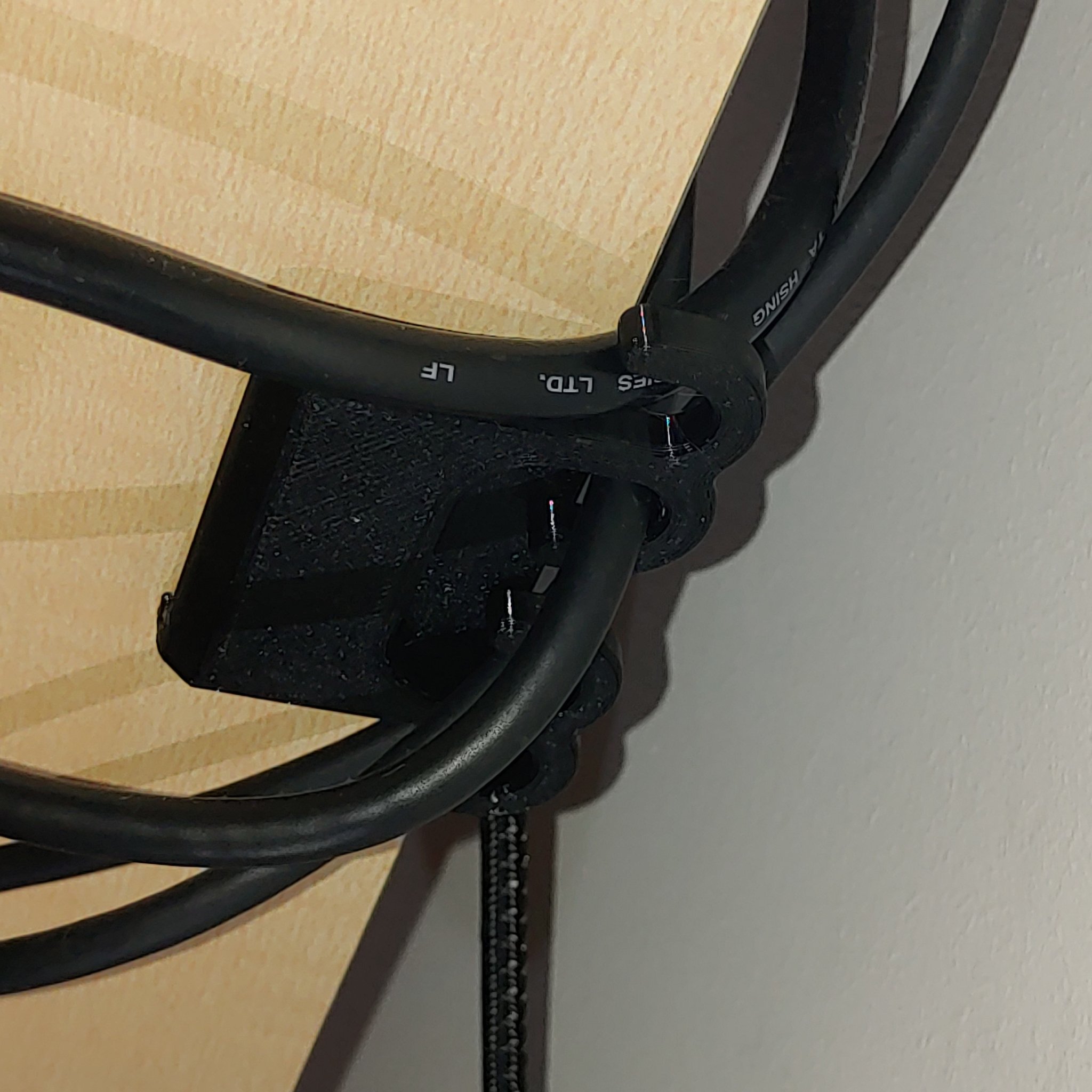 Table Edge Cable Organizer