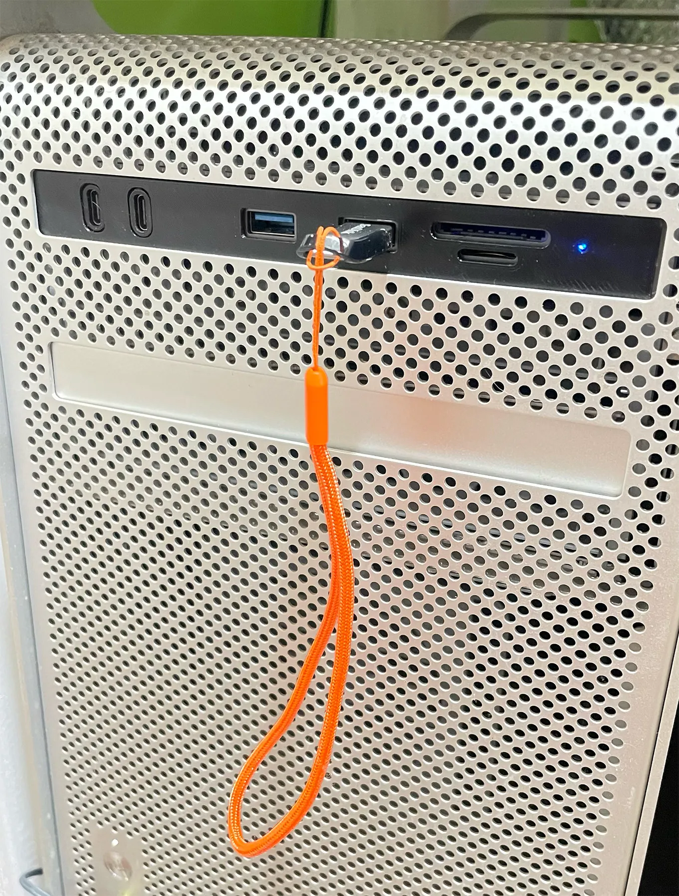 Tiêu đề Macpro USB Hub Tóm tắt Các bộ phận khác nhau cho phép g