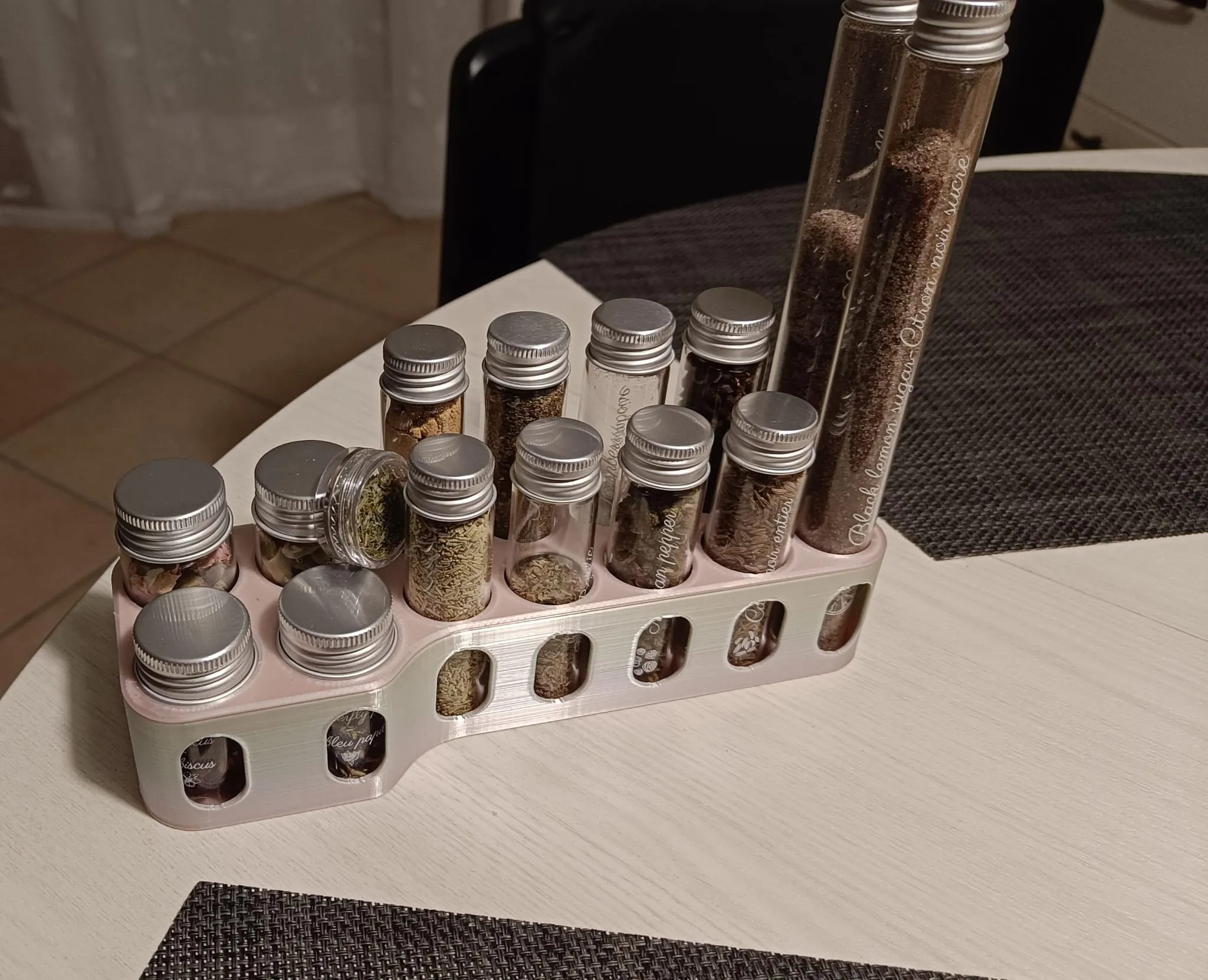 Vials holder