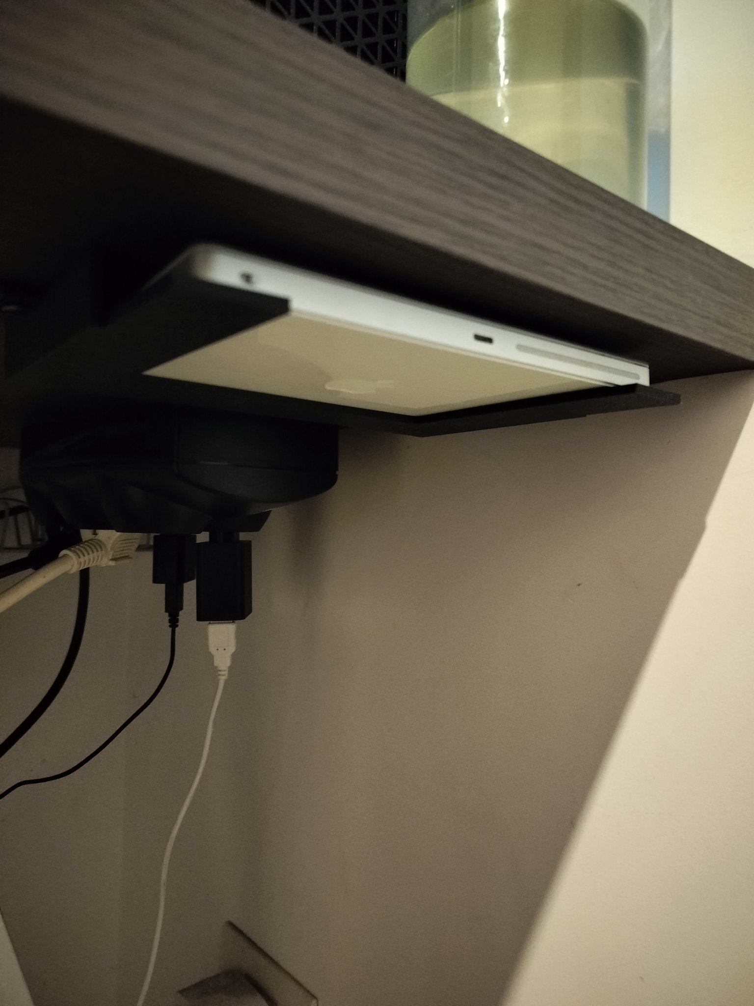 Đế Giữ Trackpad Mac Gắn Dưới Bàn