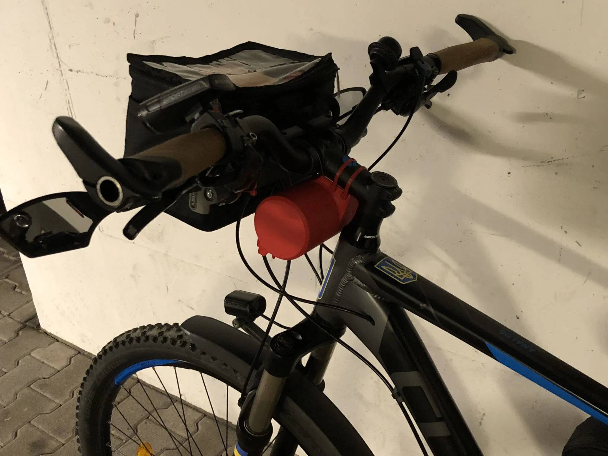 Tiêu đề Hộp ắc quy chống nước cho xe đạp Tóm tắt Hộp lớ