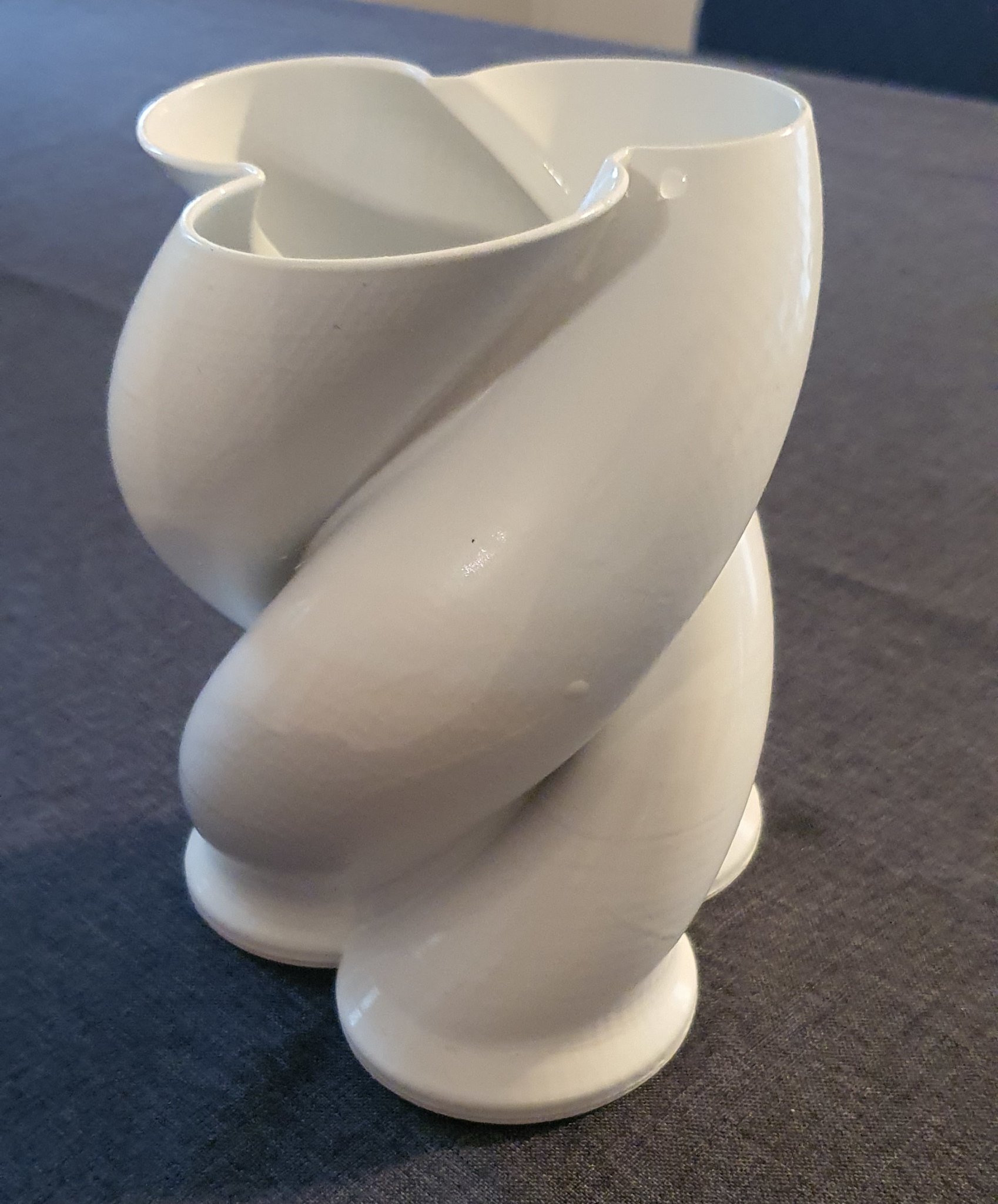 Tiêu đề Große Vase mit Zylinderform für Blumen - Bình ống hình trụ