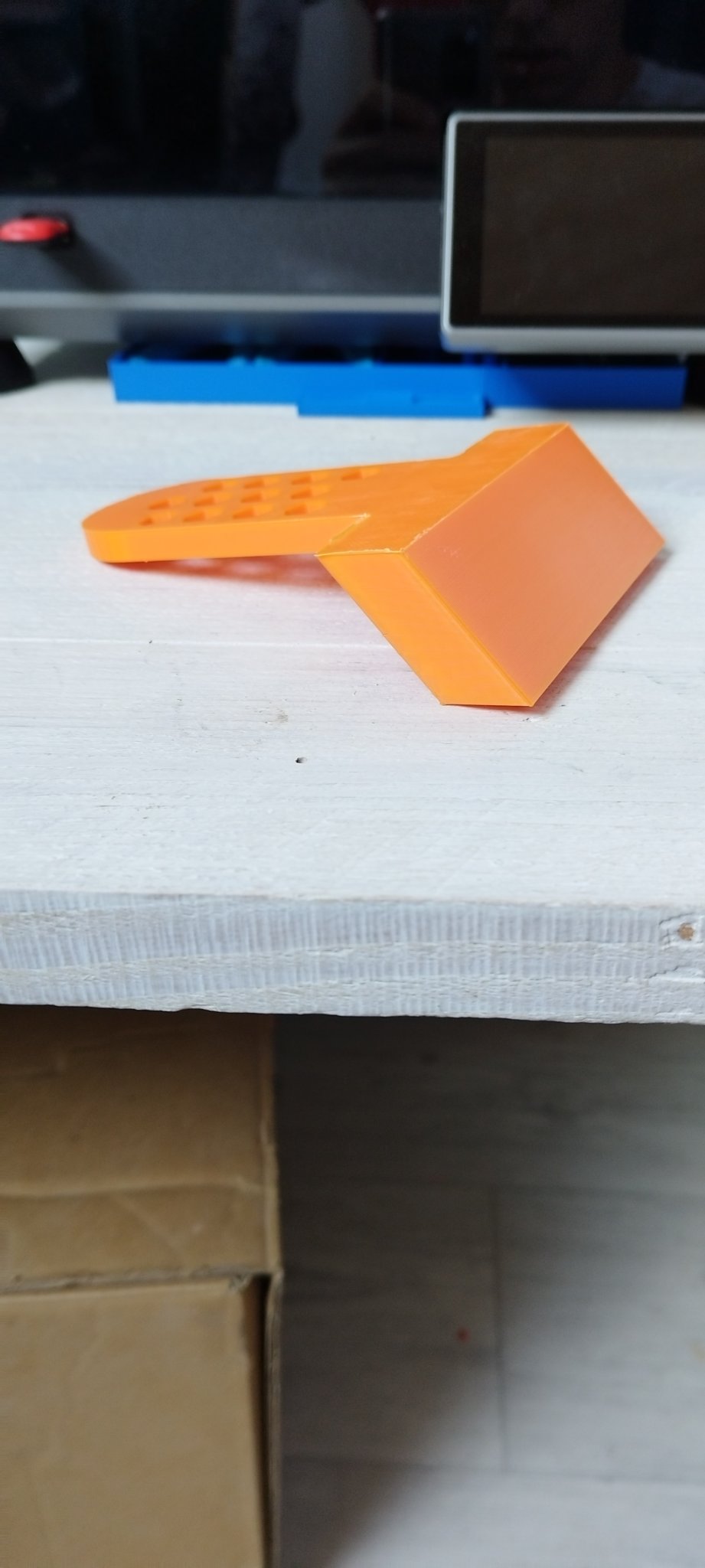 Tiêu đề Dégivrage des voitures Tóm tắt ce gratoir est Solide et réut