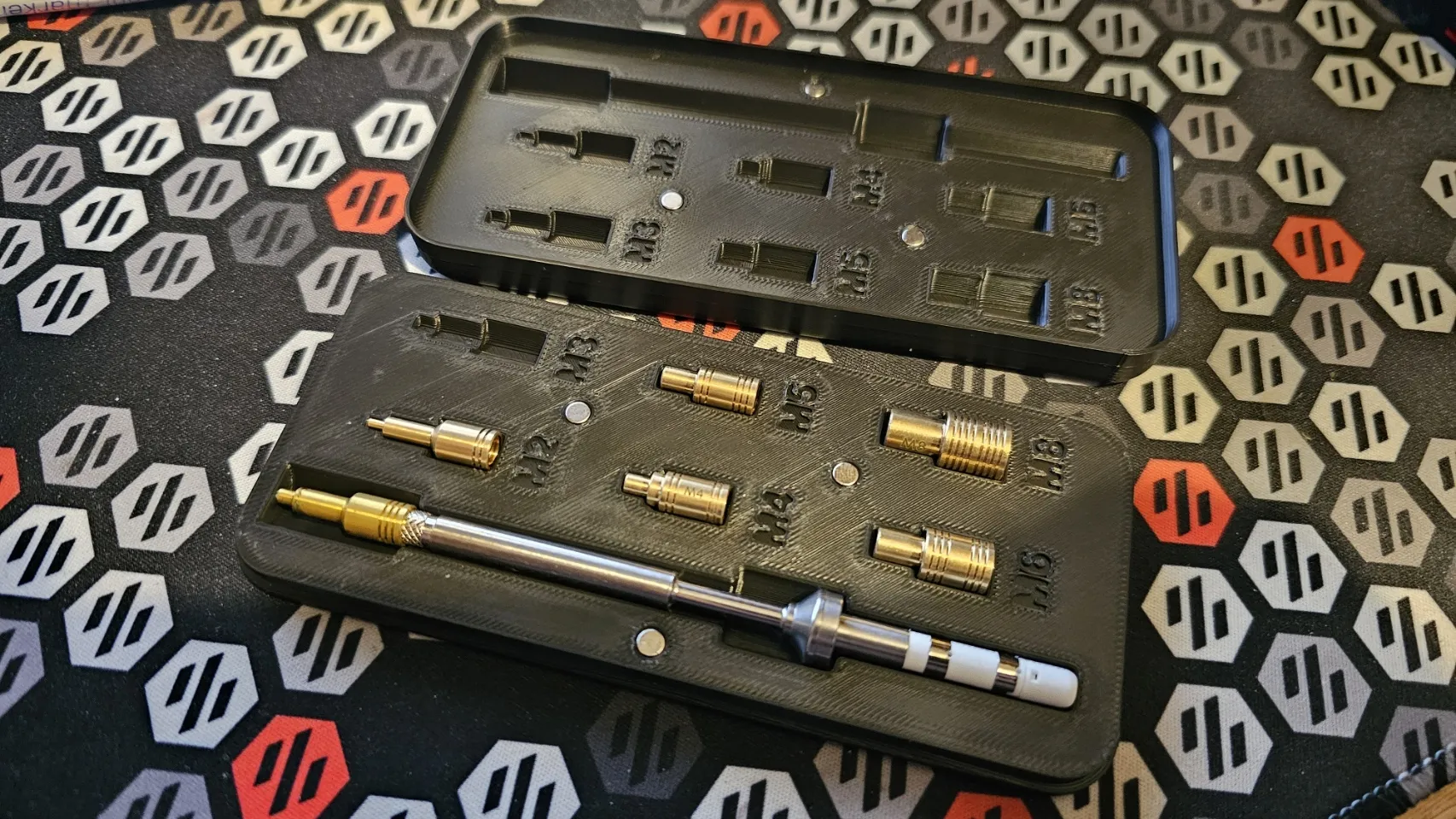 CNC Kitchen Pinecil/TS100 Heatset Insert tool storage case