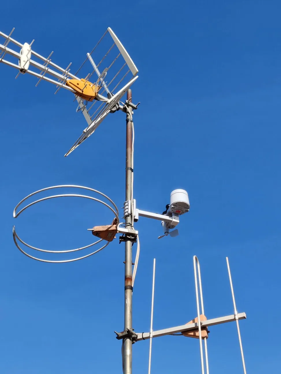 Ngàm nối gắn cột cho trạm thời tiết Sencor hoặc Bresser