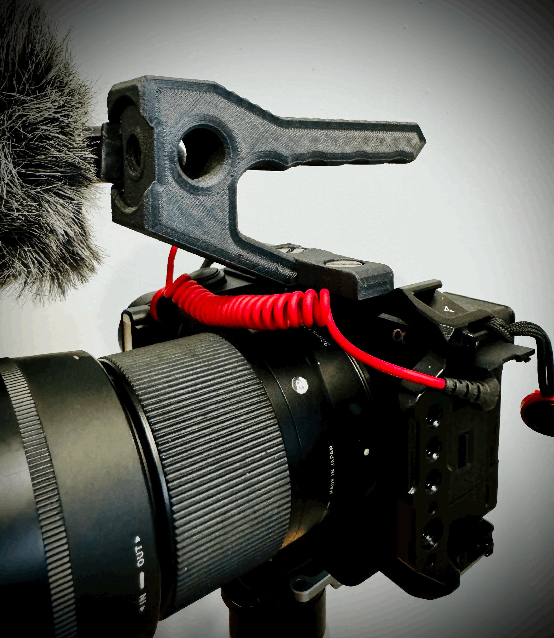 Top handle camera rig