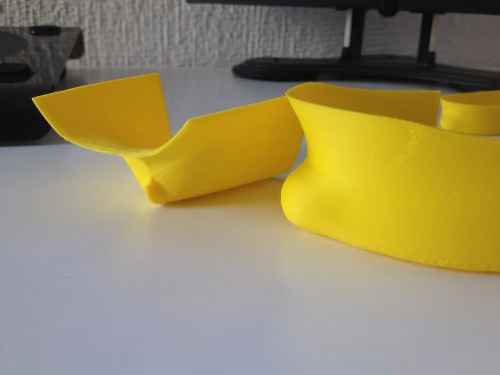 Tiêu đề TÀU CHỞI MODEL 75000 DWT Tóm tắt Modelo de buque de Transp