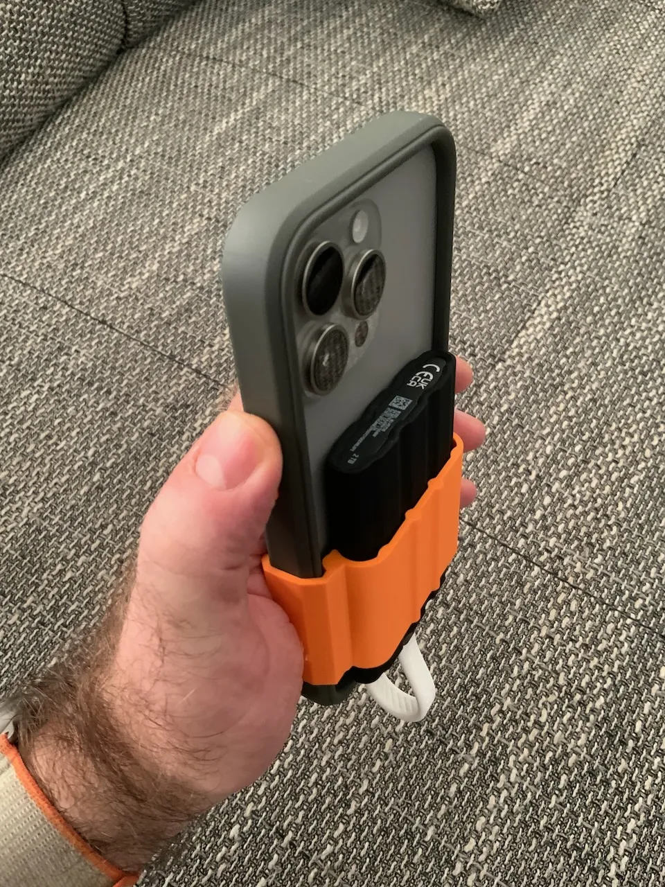 Tiêu đề Balo T7 Shield cho iPhone 15 Pro Max Tóm tắt Samsung T7 Shield