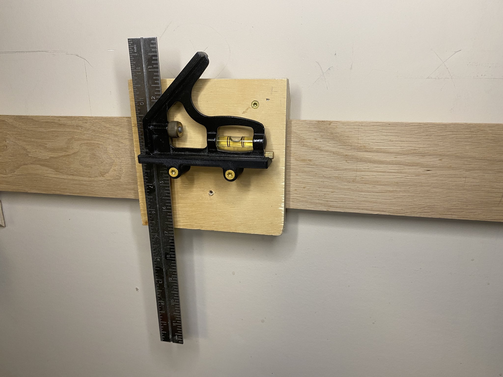 Tiêu đề Giá đỡ hình vuông kết hợp Tóm tắt Giá treo tường