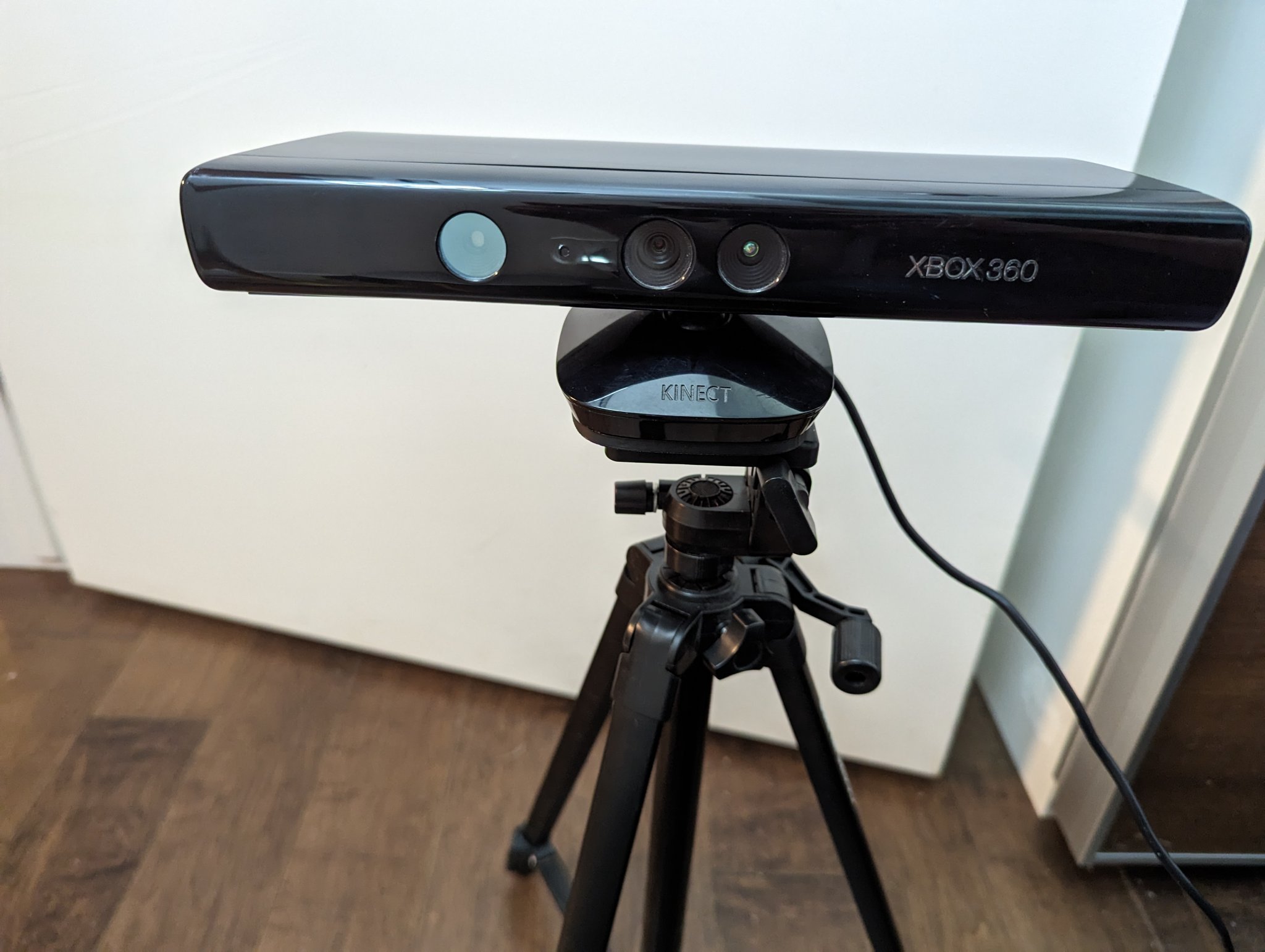 Tiêu đề Bộ chuyển đổi chân máy nhanh chóng cho giá đỡ ba châ