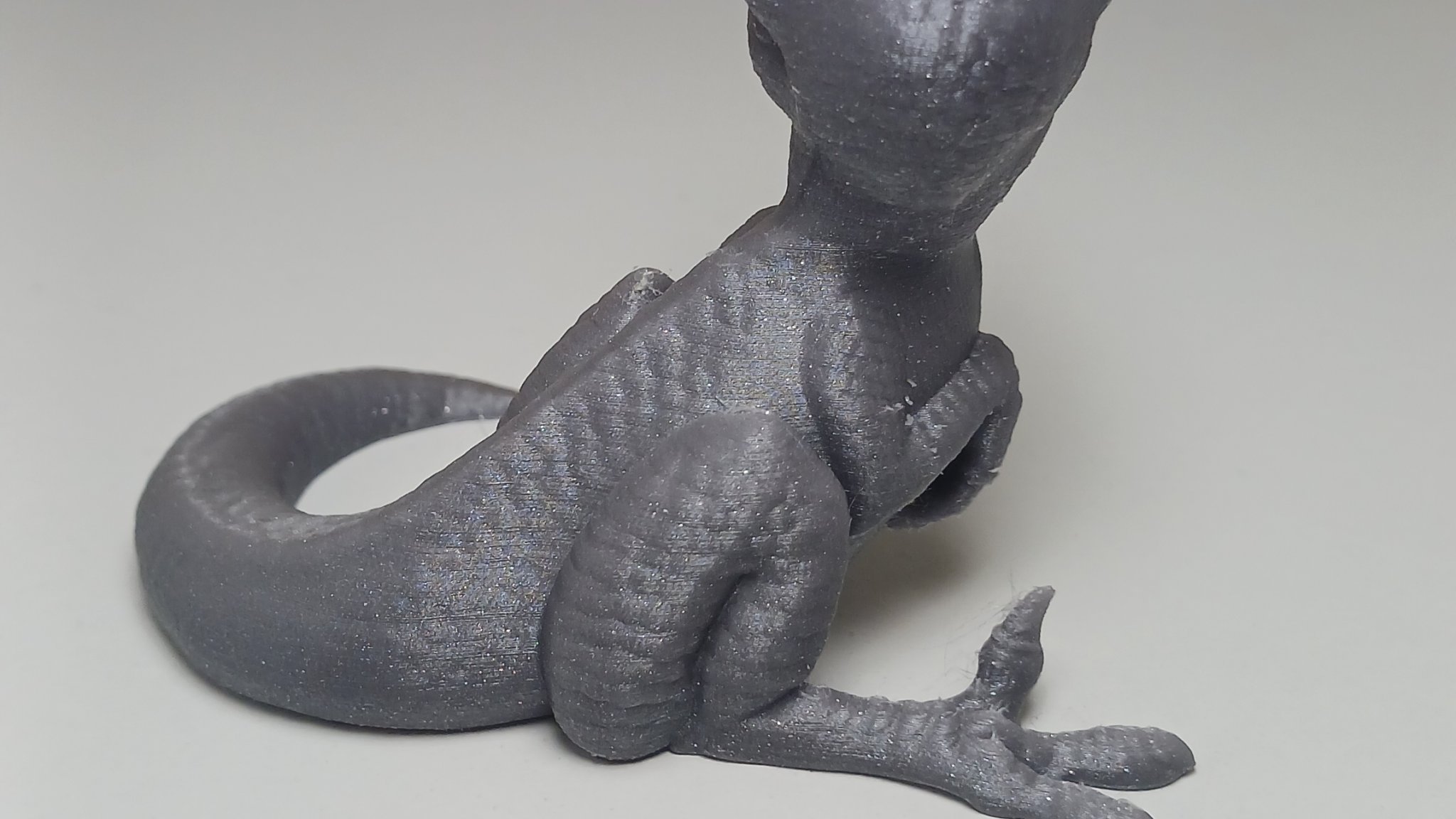 Tiêu đề Cute Baby Velociraptor-High Detail Tóm tắt Một ngón tay có