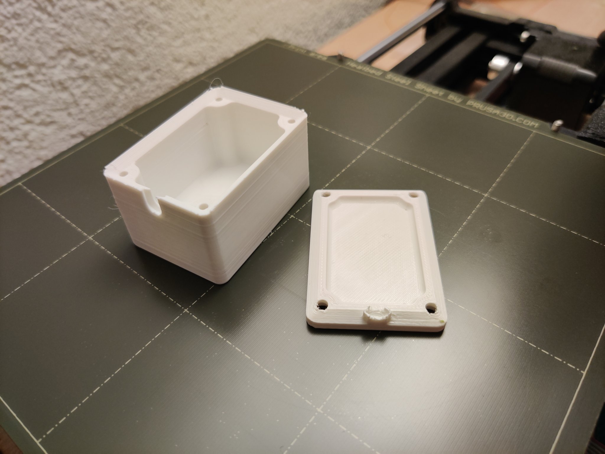 Tiêu đề Vỏ chiết áp Tóm tắt Hộp đơn giản để đặt một