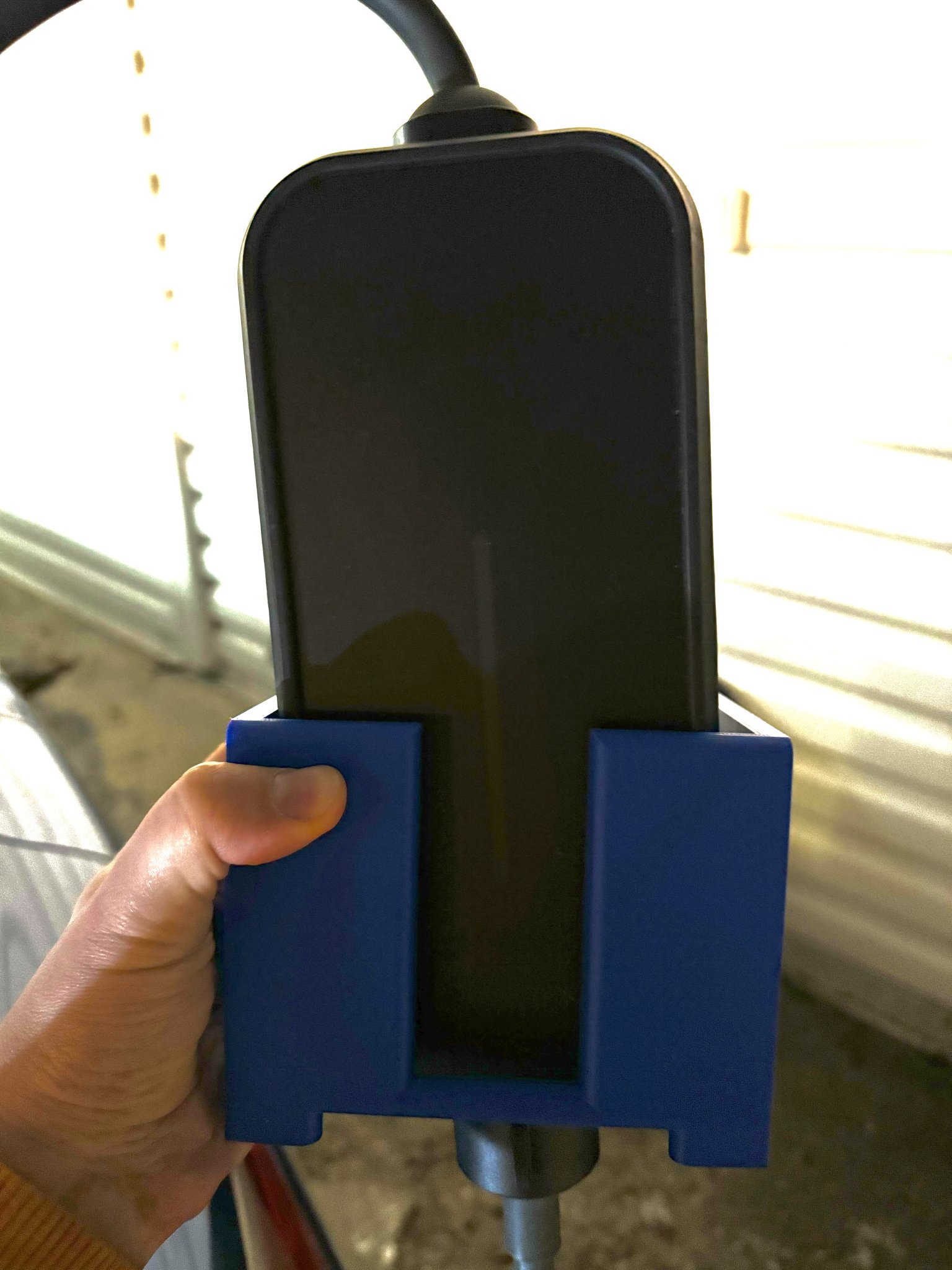 Tiêu đề Đế sạc BMW EV Tóm tắt Một giá đỡgiá đỡ đơn g