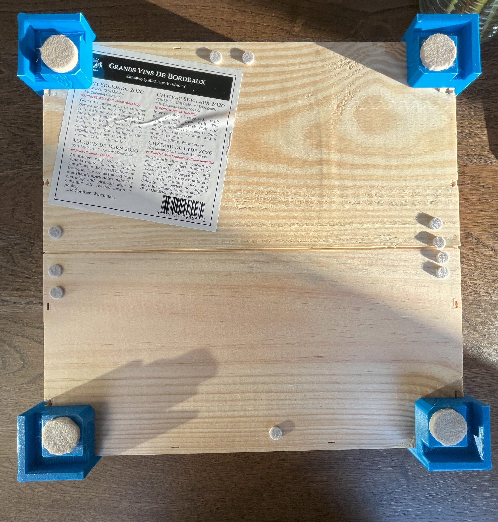 Tiêu đề Góc xếp hộp rượu Costco Tóm tắt Kết hợp tình yêu