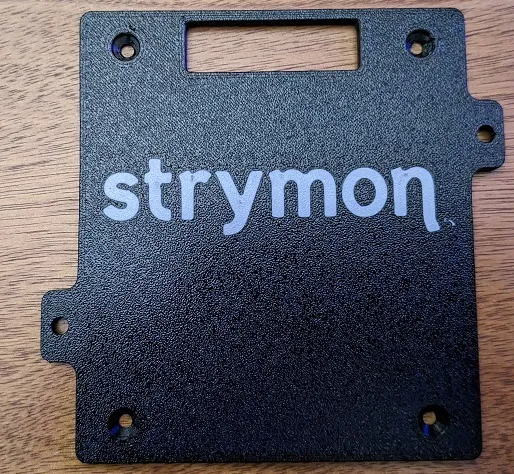 Strymon Mid-sized Pedalboard Mount