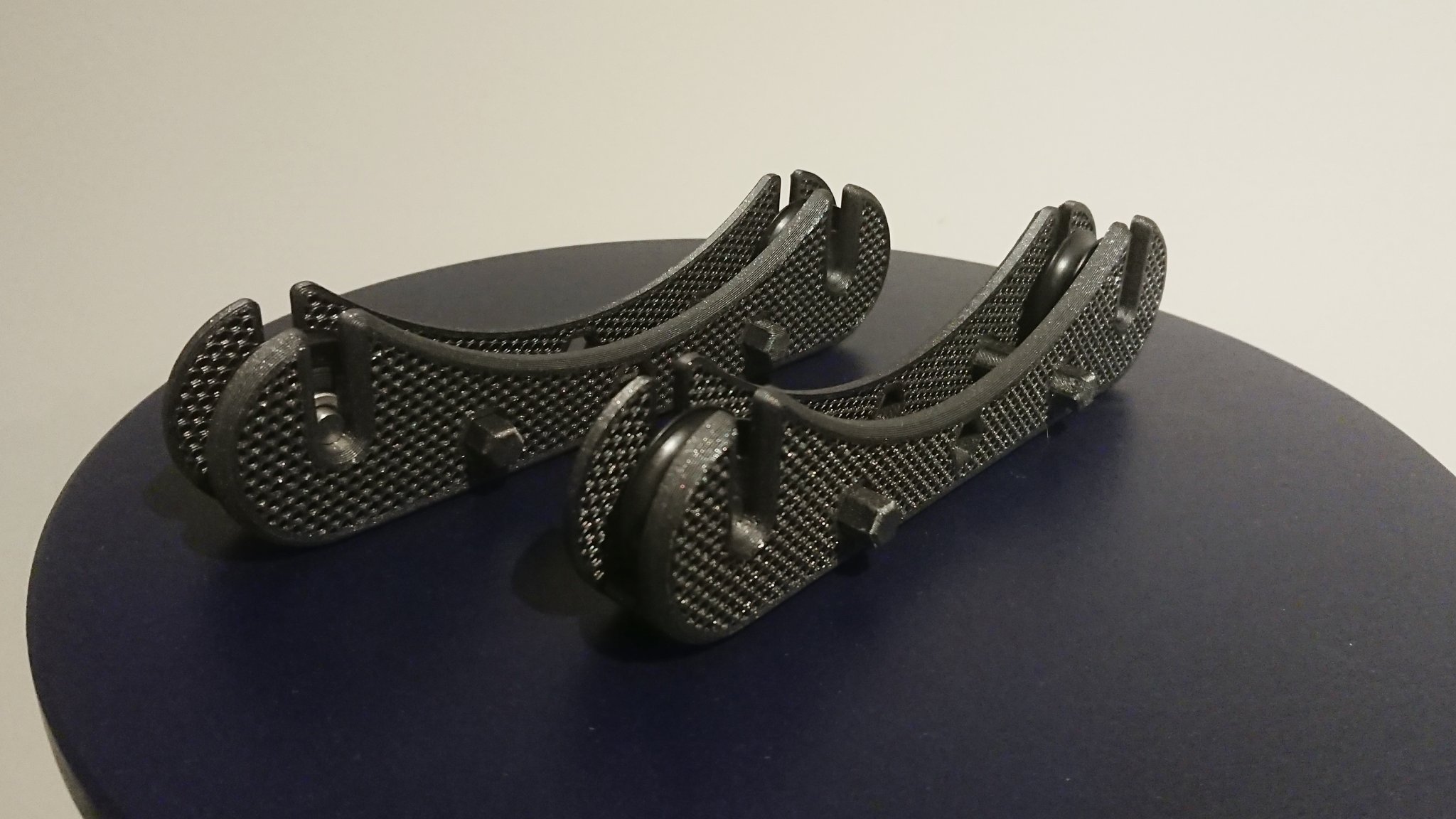 Tiêu đề tìm một người giữ ống chỉ khác Tóm tắt giá đỡ