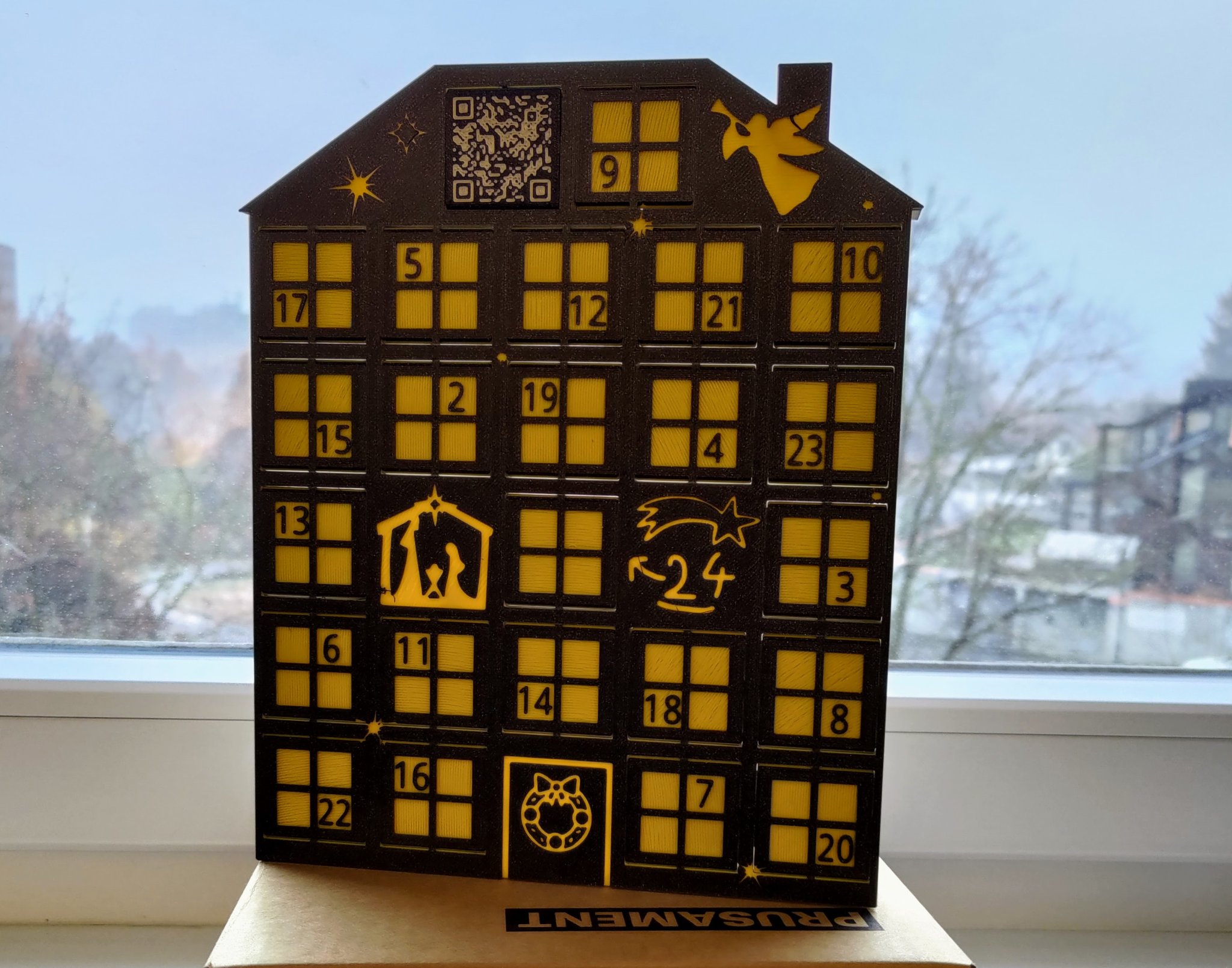 QR Advent Calendar CUSTOMIZABLE