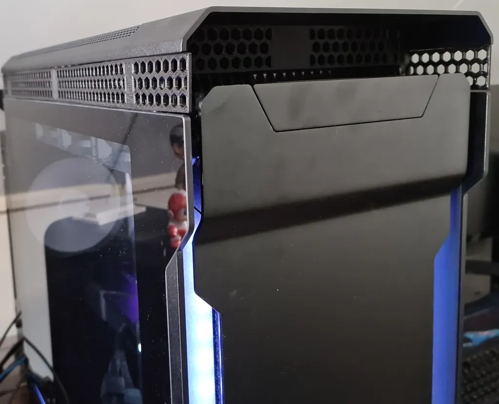 Phanteks Enthoo Evolv X - top riser for better airflow