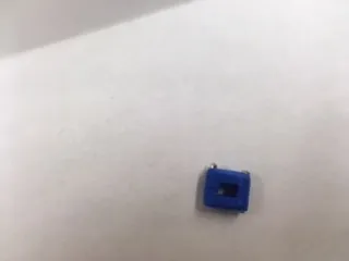 Tiêu đề Chân lưỡi có lỗ để ghim Tóm tắt điều này mang đ