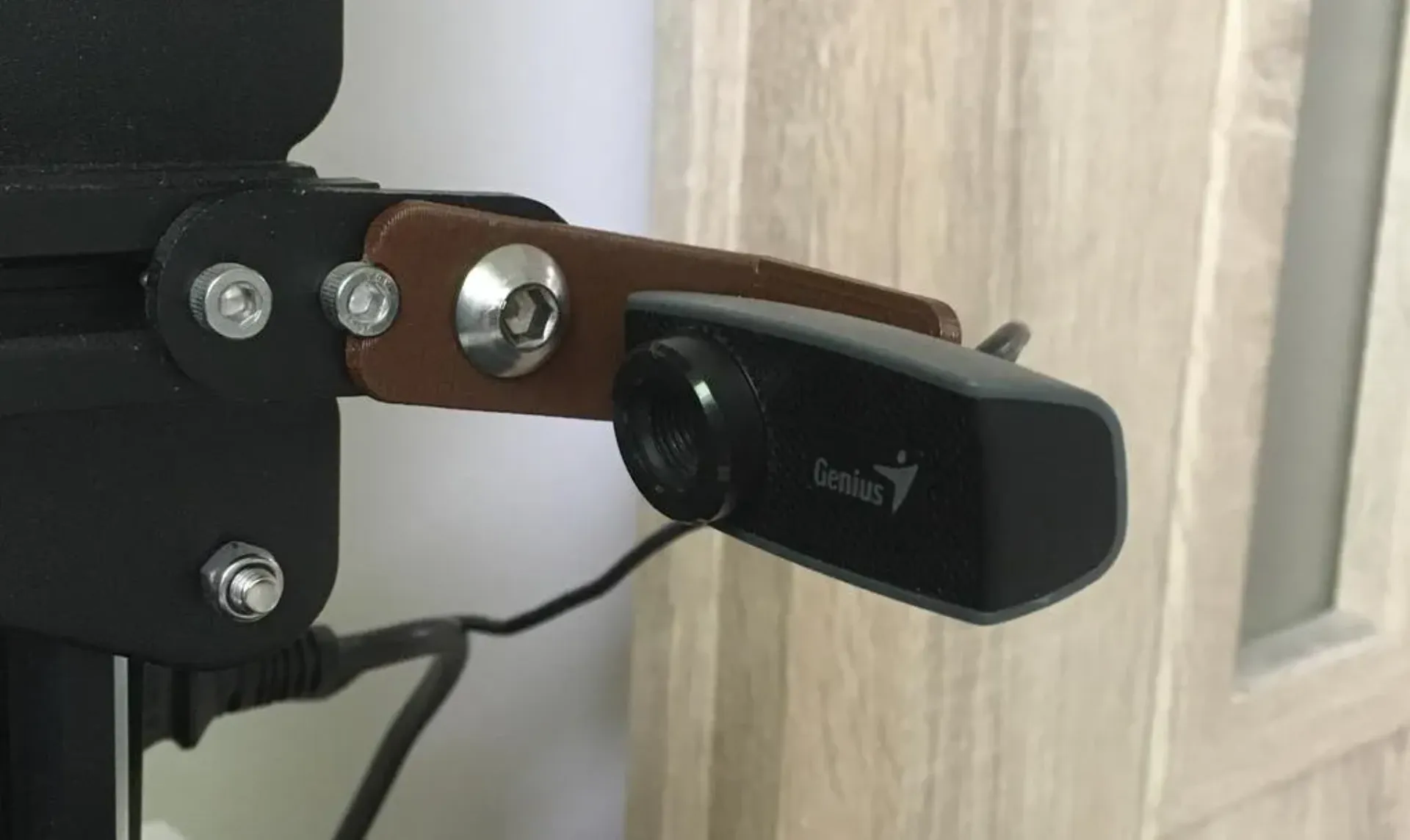 Tiêu đề Ender 3 - Genius Facecam 1000x Holder Tổng hợp Giá đỡ má