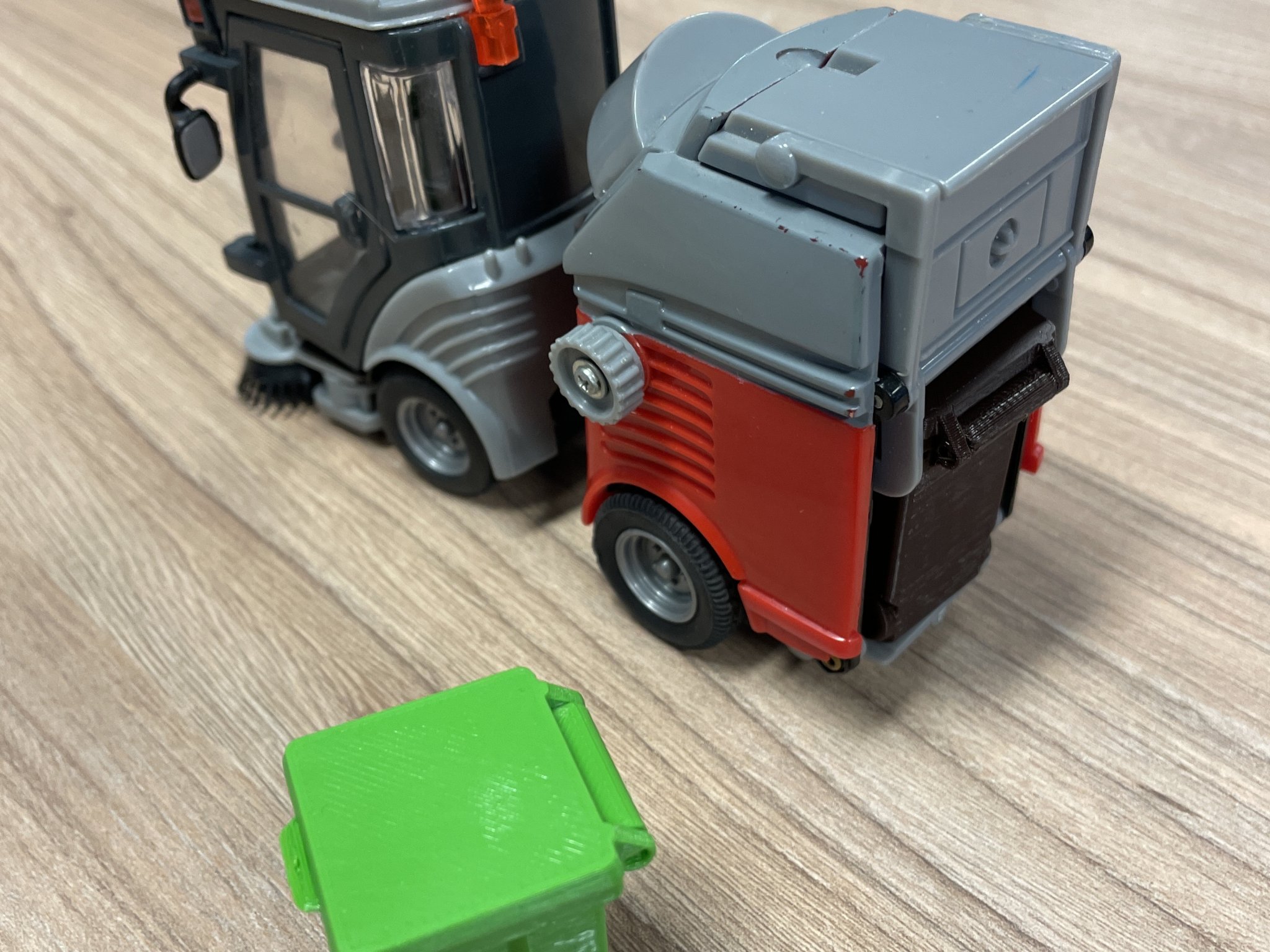 Tiêu đề Thùng rác cho xe quét rác - popelnice pro čistící vůz Tóm