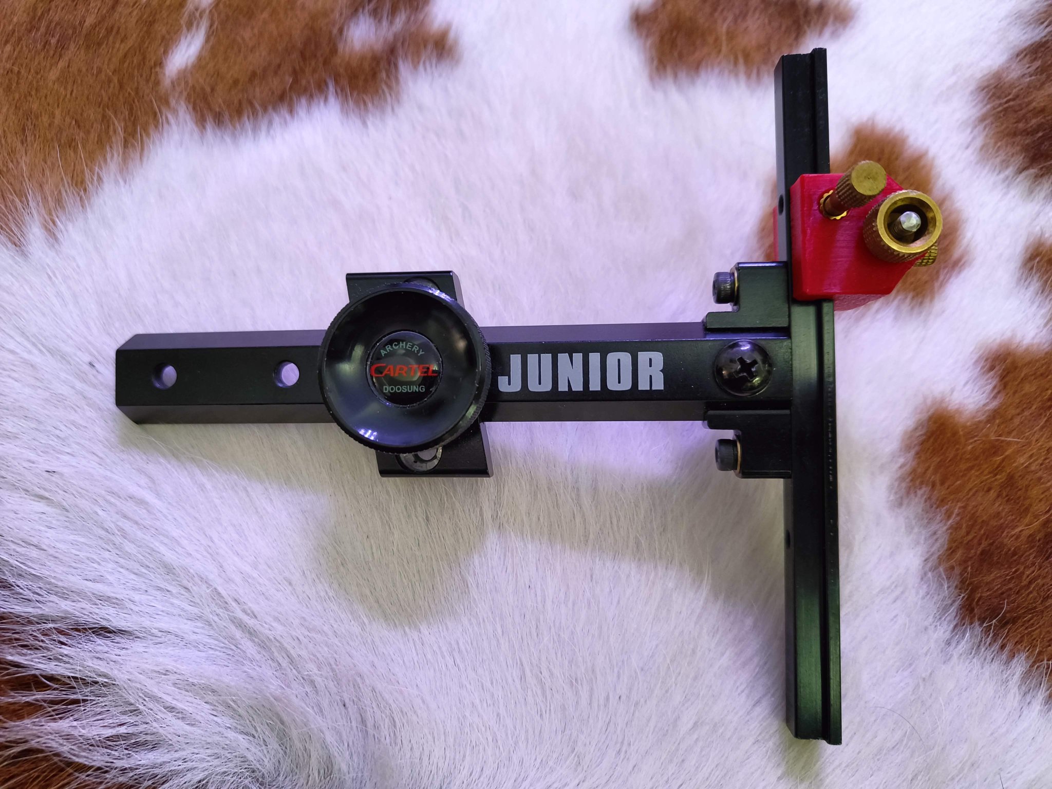 Tiêu đề Cartel Archery Junior Visier Pinhalter Tóm tắt Thác noch jema