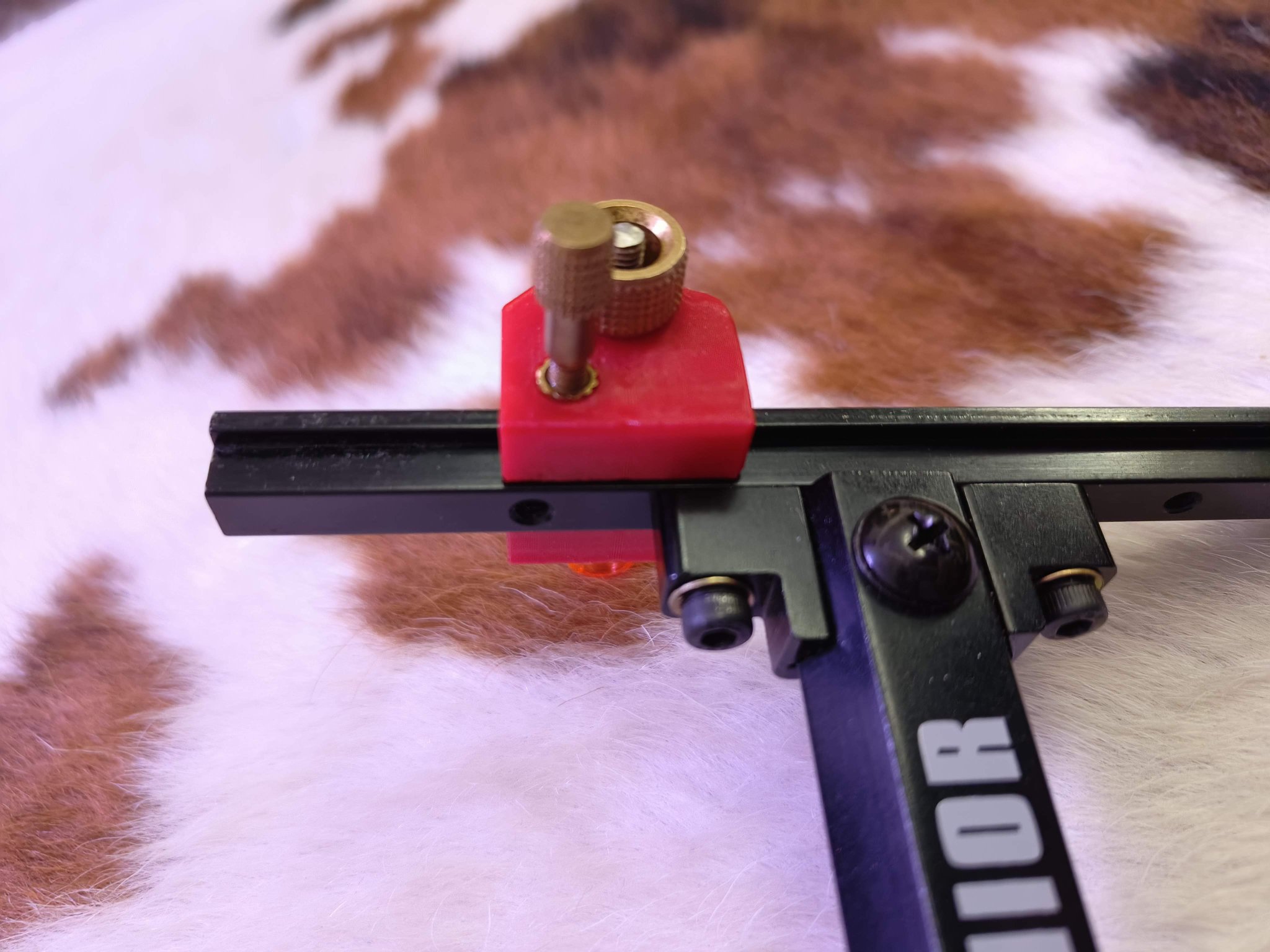 Tiêu đề Cartel Archery Junior Visier Pinhalter Tóm tắt Thác noch jema