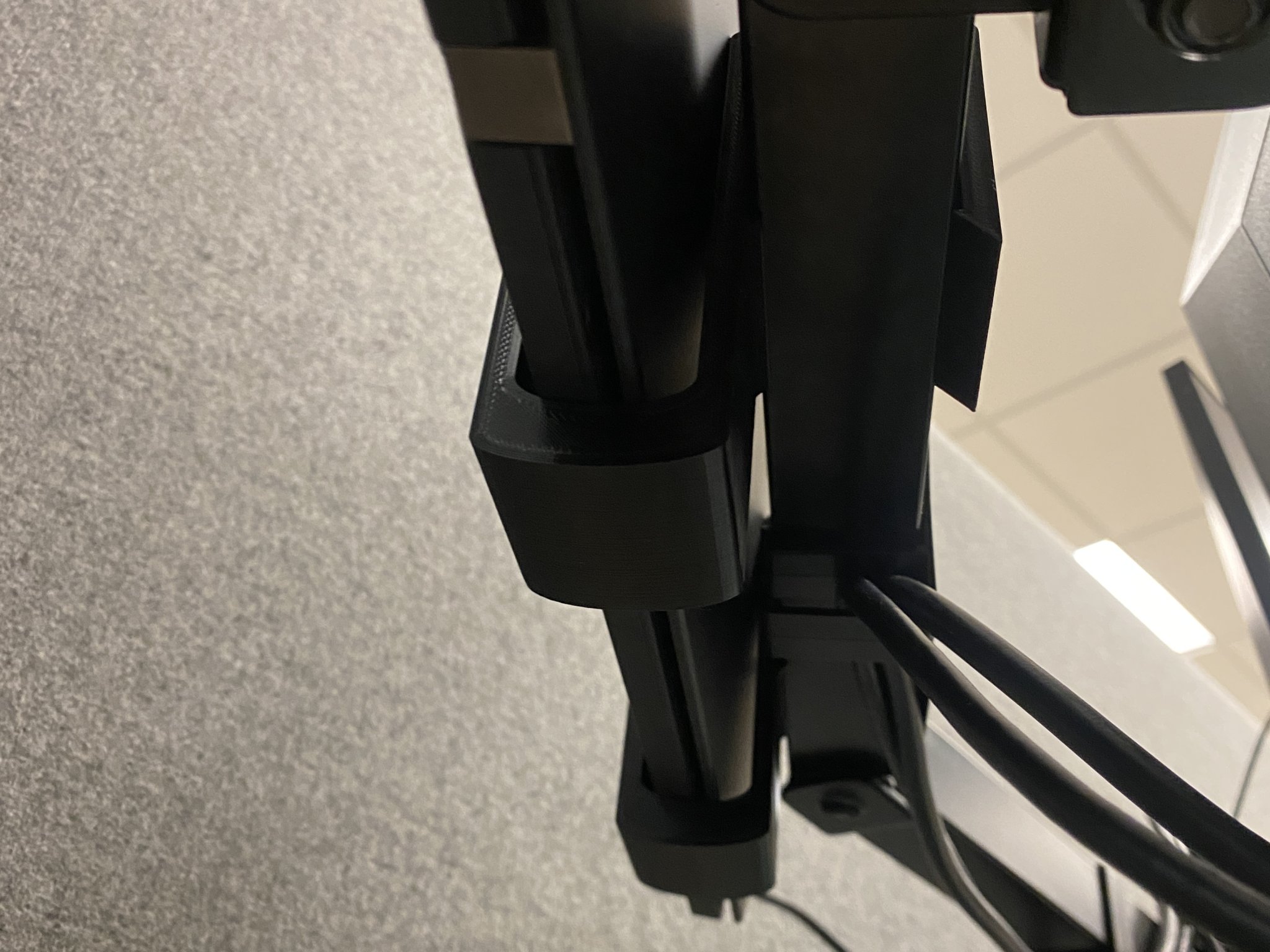 Tiêu đề SmartBracket X30 - Giá đỡ laptop cho hình vuông 30mm x 30mm