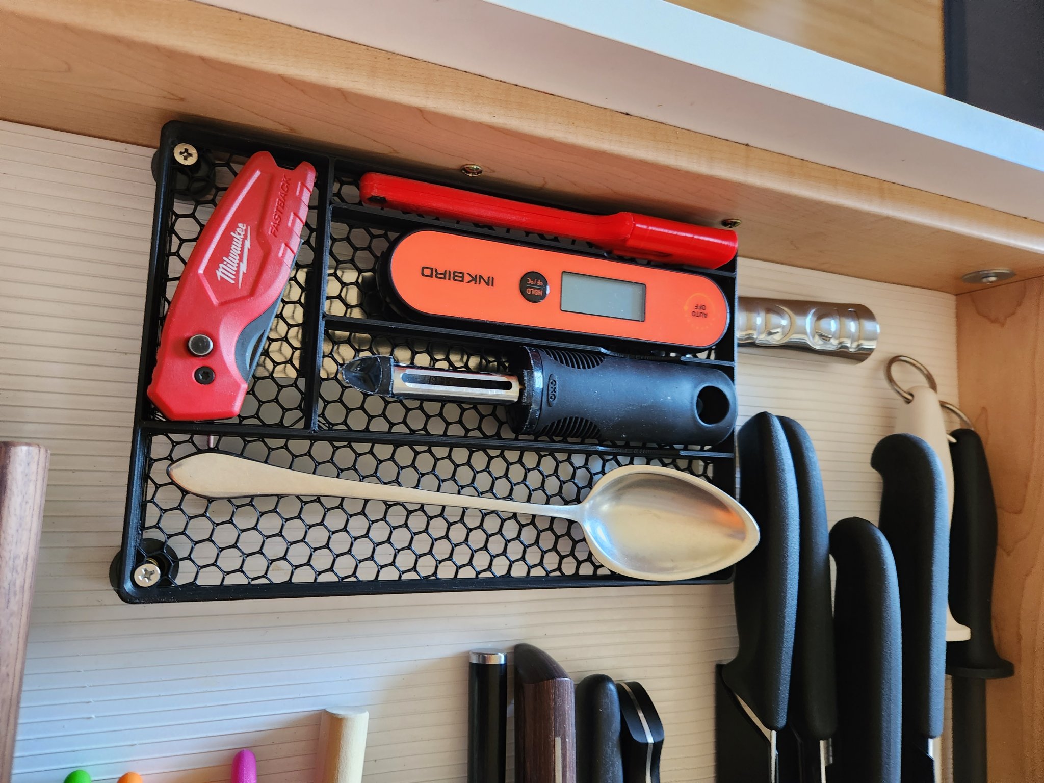 Khay Đựng Dao Kéo Trong Ngăn Kéo