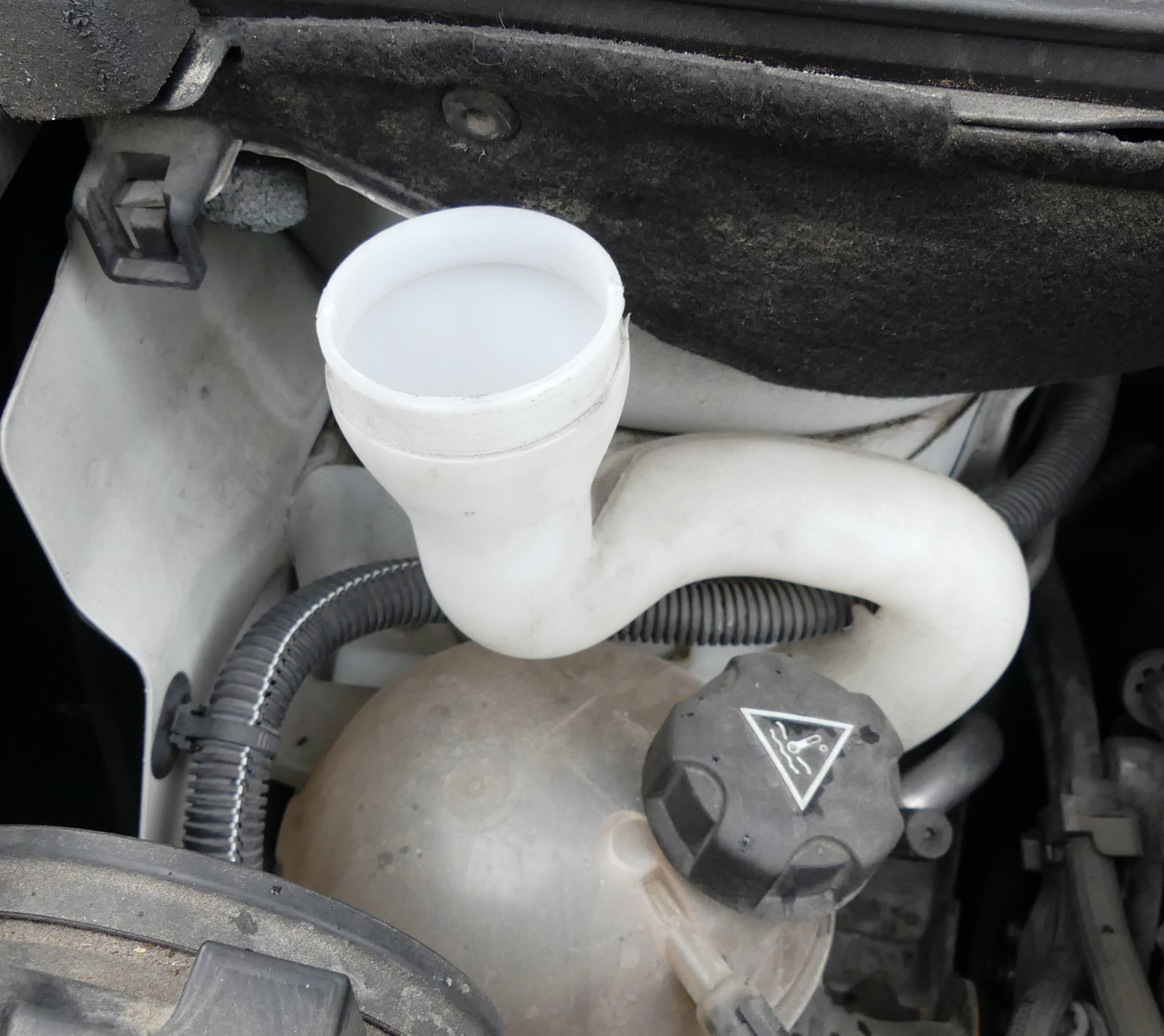 Tiêu đề Nắp bình nước kính chắn gió Tóm tắt dành cho Citroe